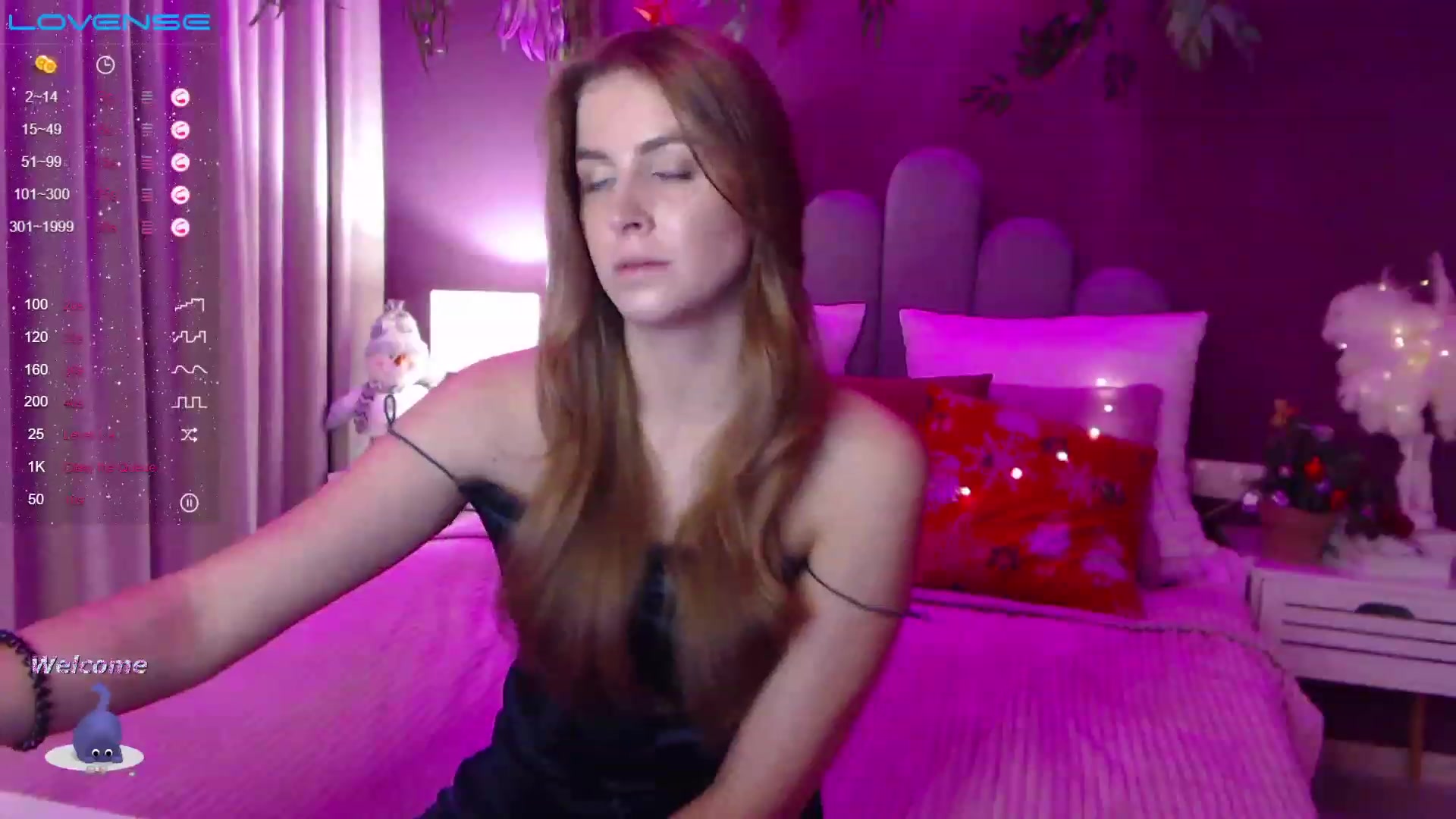 Gallery image thumbnail from StacyJey's myfreecams stream on, 12/21/2022, 15:28 image 16 of 20