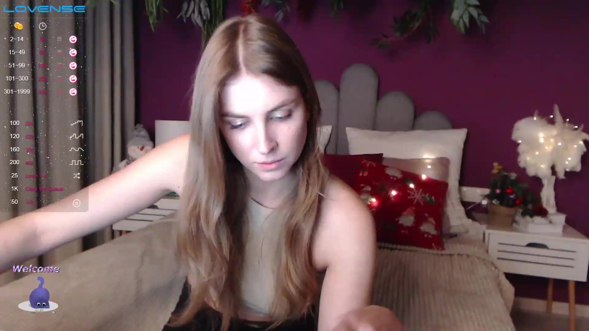 Gallery image thumbnail from StacyJey's myfreecams stream on, 12/21/2022, 16:27 image 18 of 20