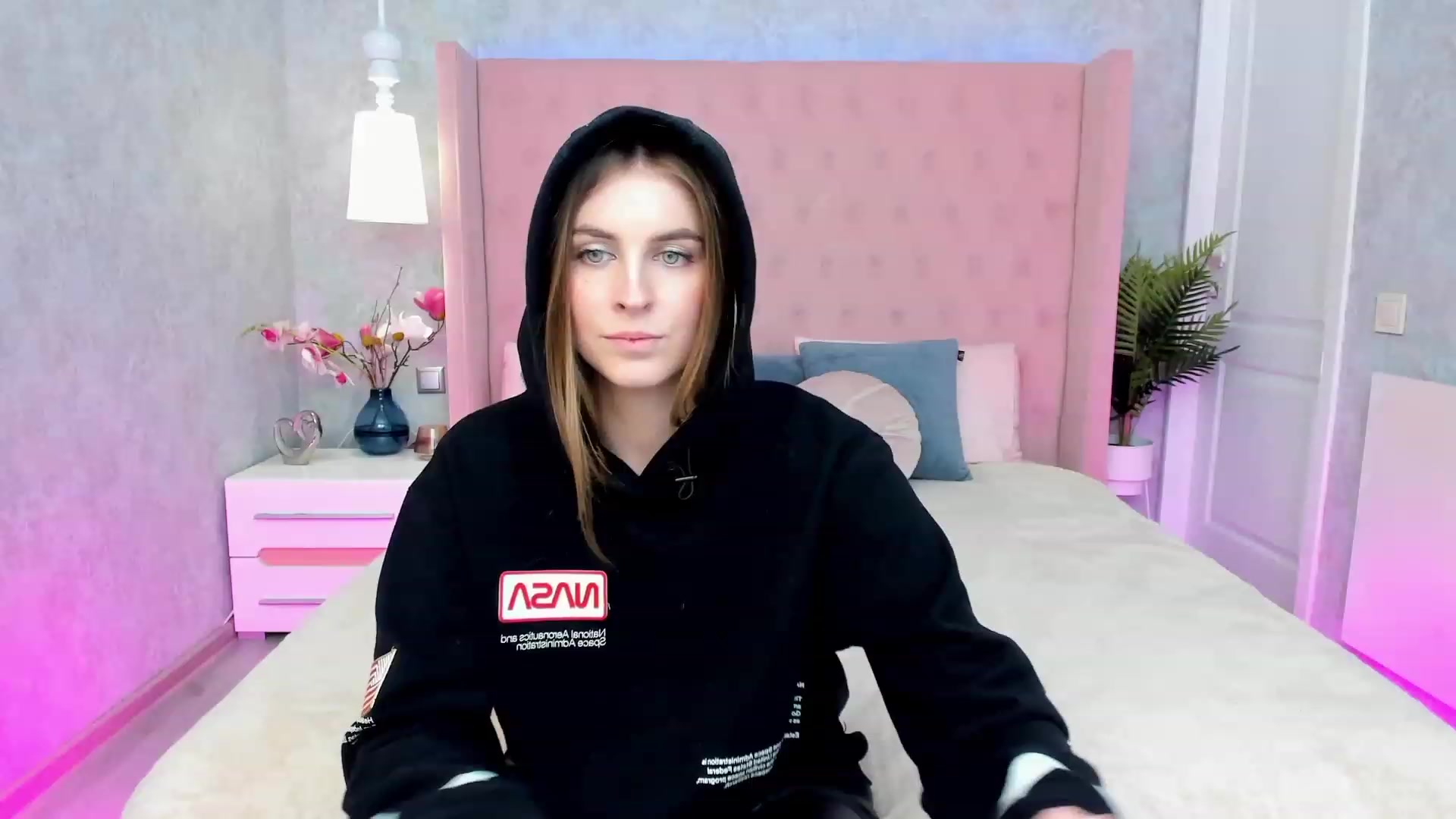 Gallery image thumbnail from StacyJey's myfreecams stream on, 01/26/2023, 12:59 image 20 of 20