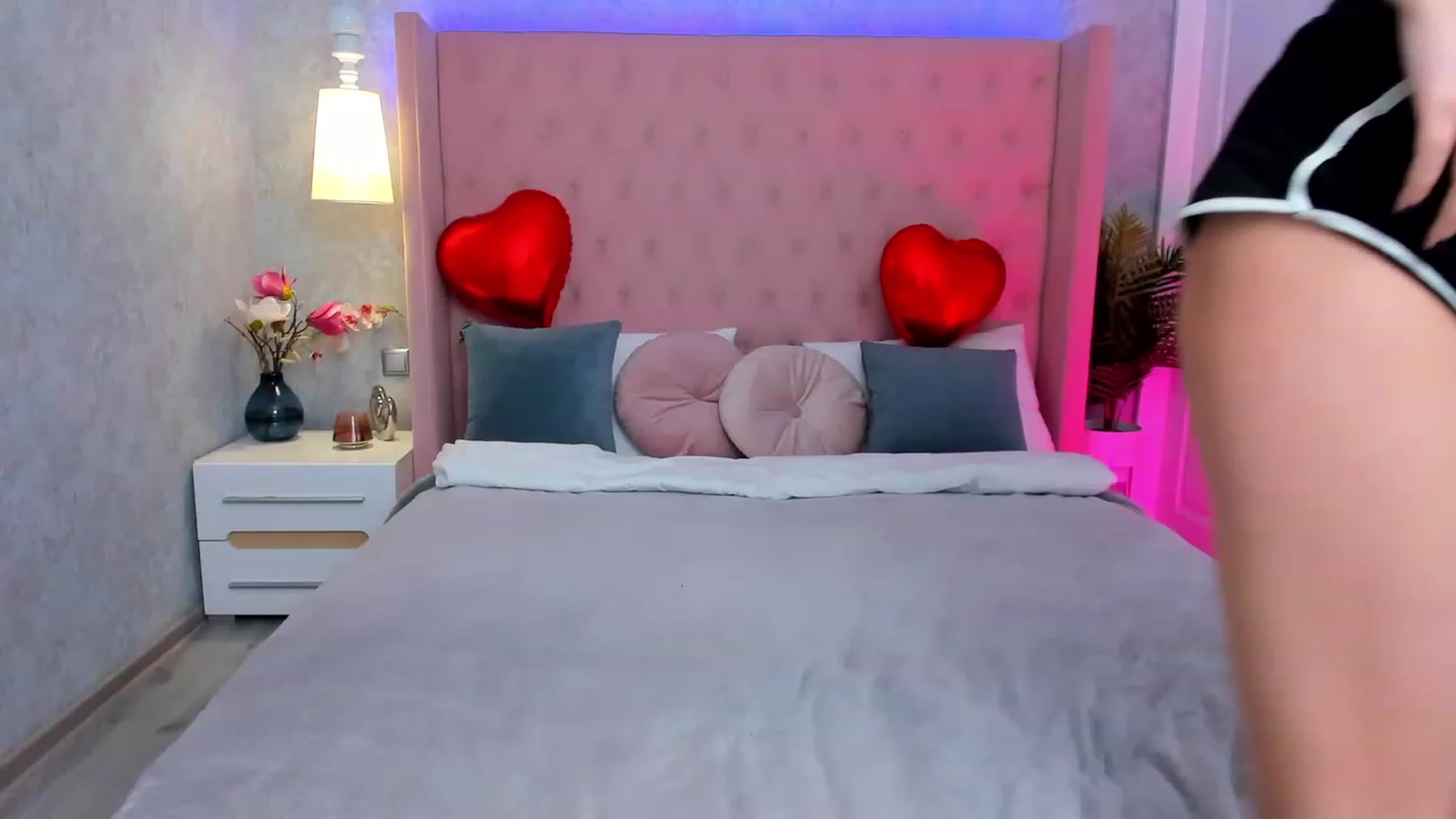 Gallery image thumbnail from StacyJey's myfreecams stream on, 02/17/2023, 12:41 image 20 of 20