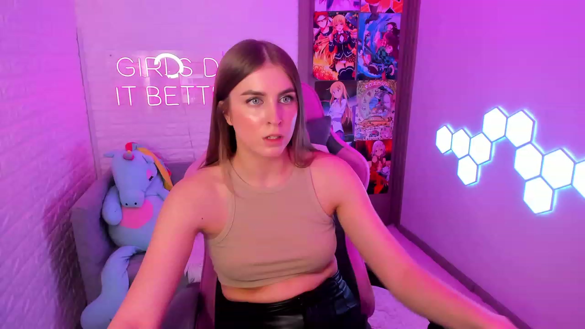 Gallery image thumbnail from StacyJey's myfreecams stream on, 02/25/2023, 12:59 image 20 of 20