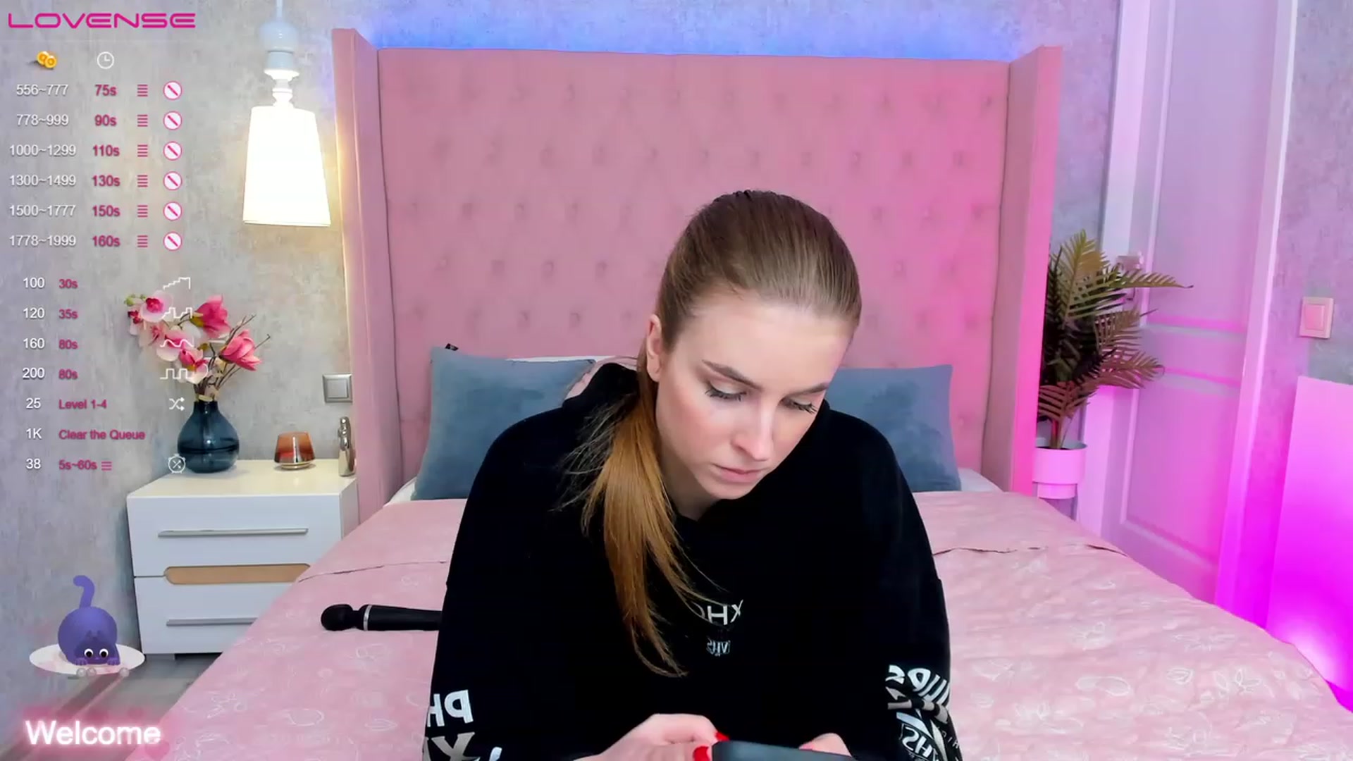 Gallery image thumbnail from StacyJey's myfreecams stream on, 03/17/2023, 09:38 image 19 of 20