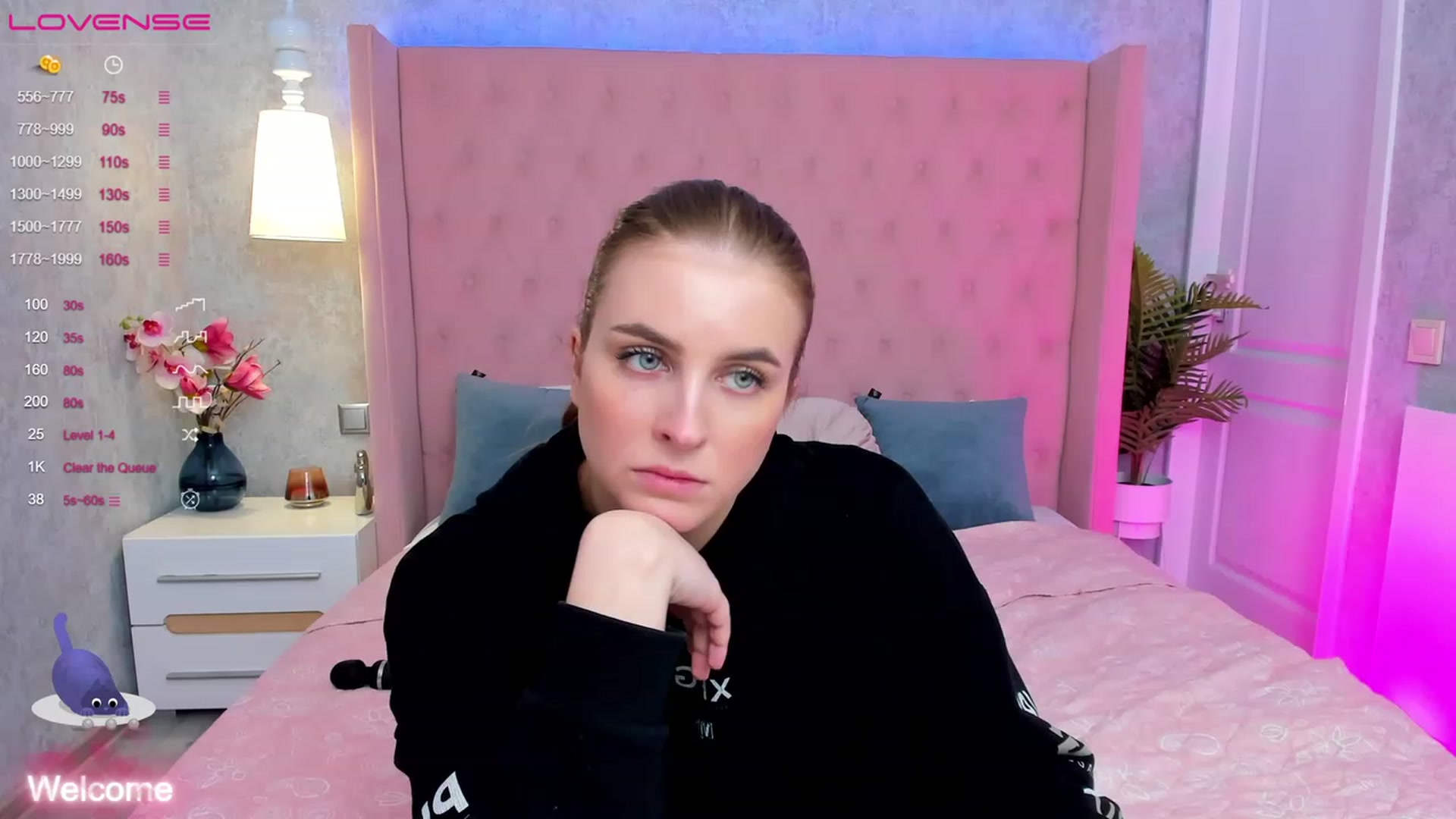 Gallery image thumbnail from StacyJey's myfreecams stream on, 03/17/2023, 10:46 image 3 of 20