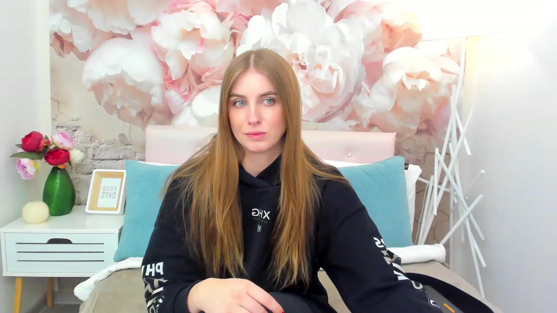 Gallery image thumbnail from StacyJey's myfreecams stream on, 03/31/2023, 11:59 image 20 of 20