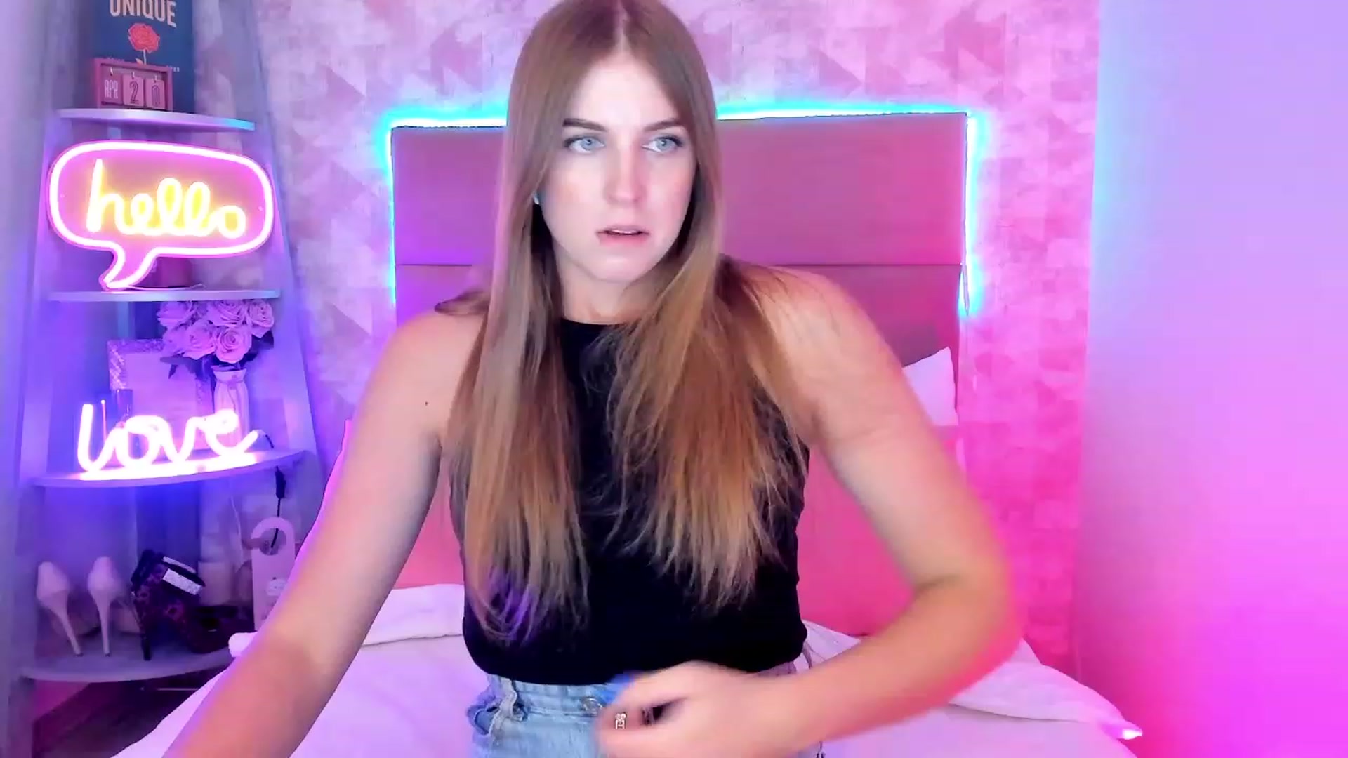 Gallery image thumbnail from StacyJey's myfreecams stream on, 05/16/2023, 12:00 image 13 of 20