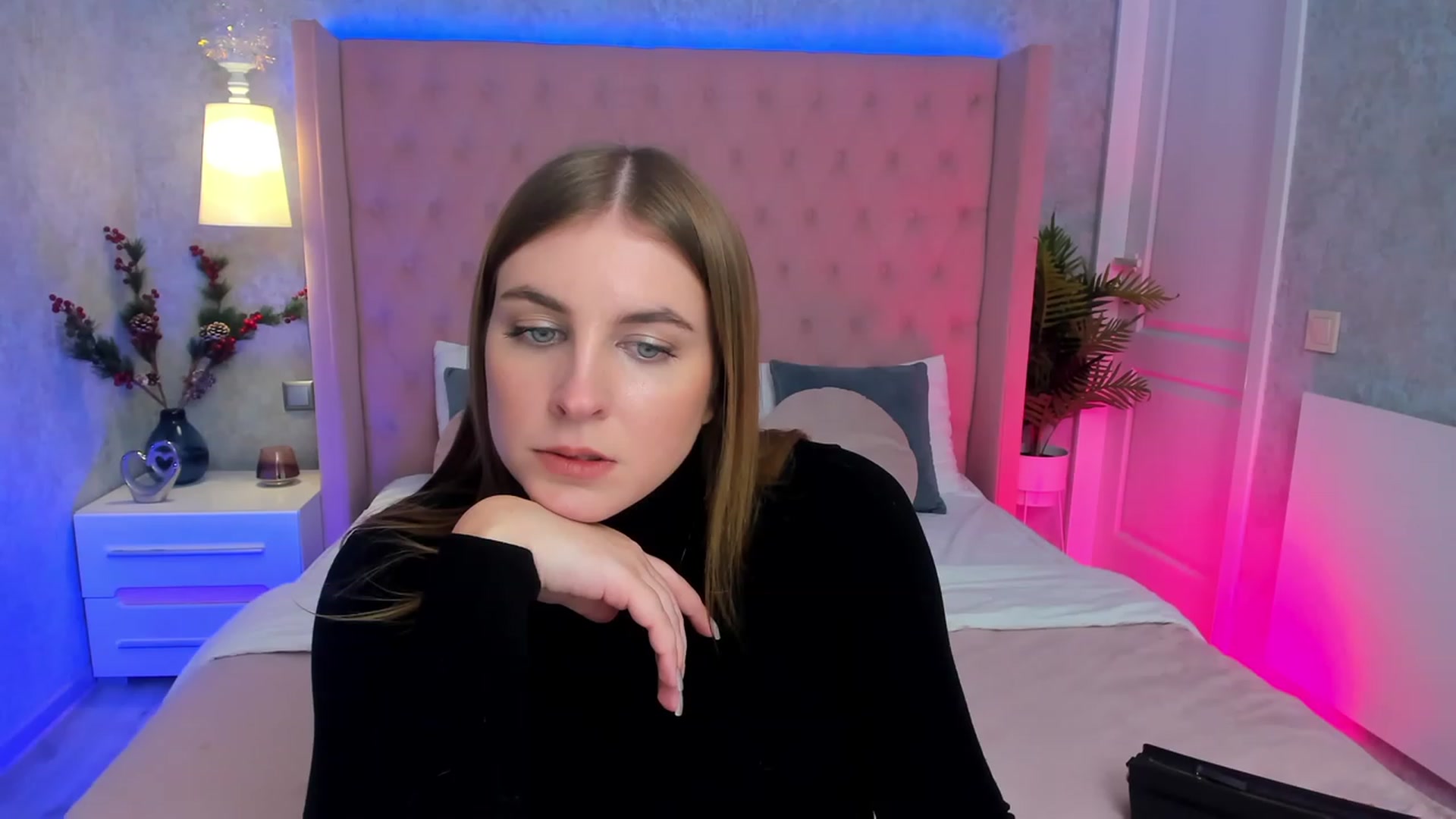 Gallery image thumbnail from StacyJey's myfreecams stream on, 12/30/2023, 13:00 image 18 of 20