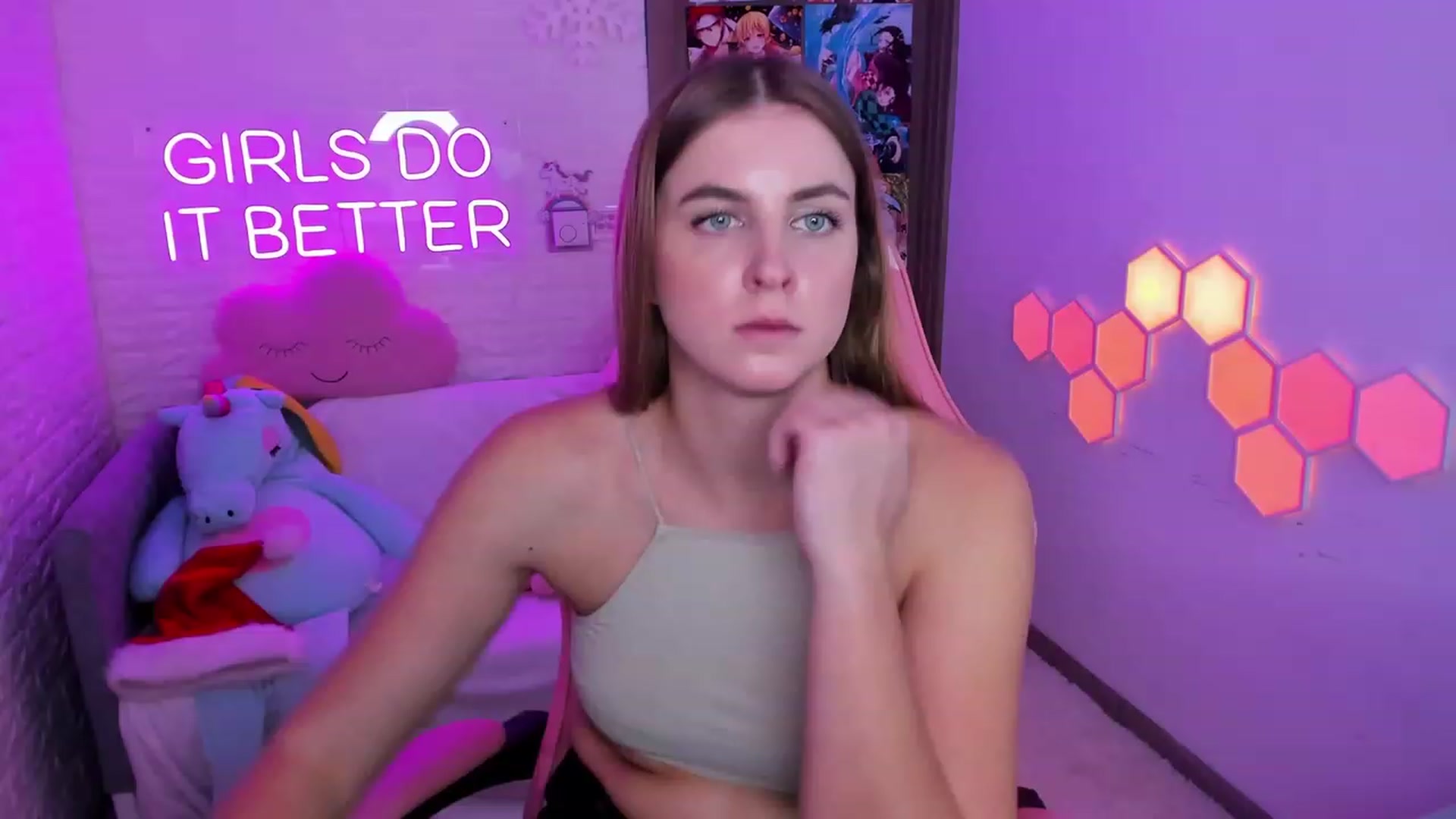 Gallery image thumbnail from StacyJey's myfreecams stream on, 01/03/2024, 17:42 image 2 of 20