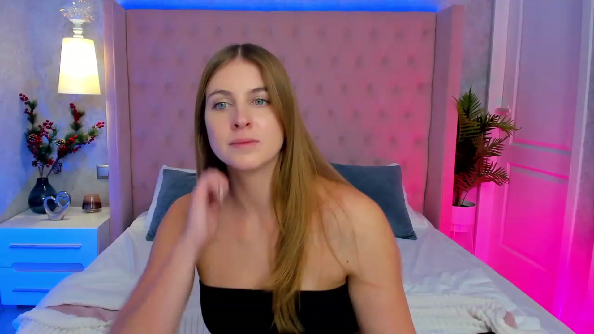 Gallery image thumbnail from StacyJey's myfreecams stream on, 01/04/2024, 09:45 image 16 of 20