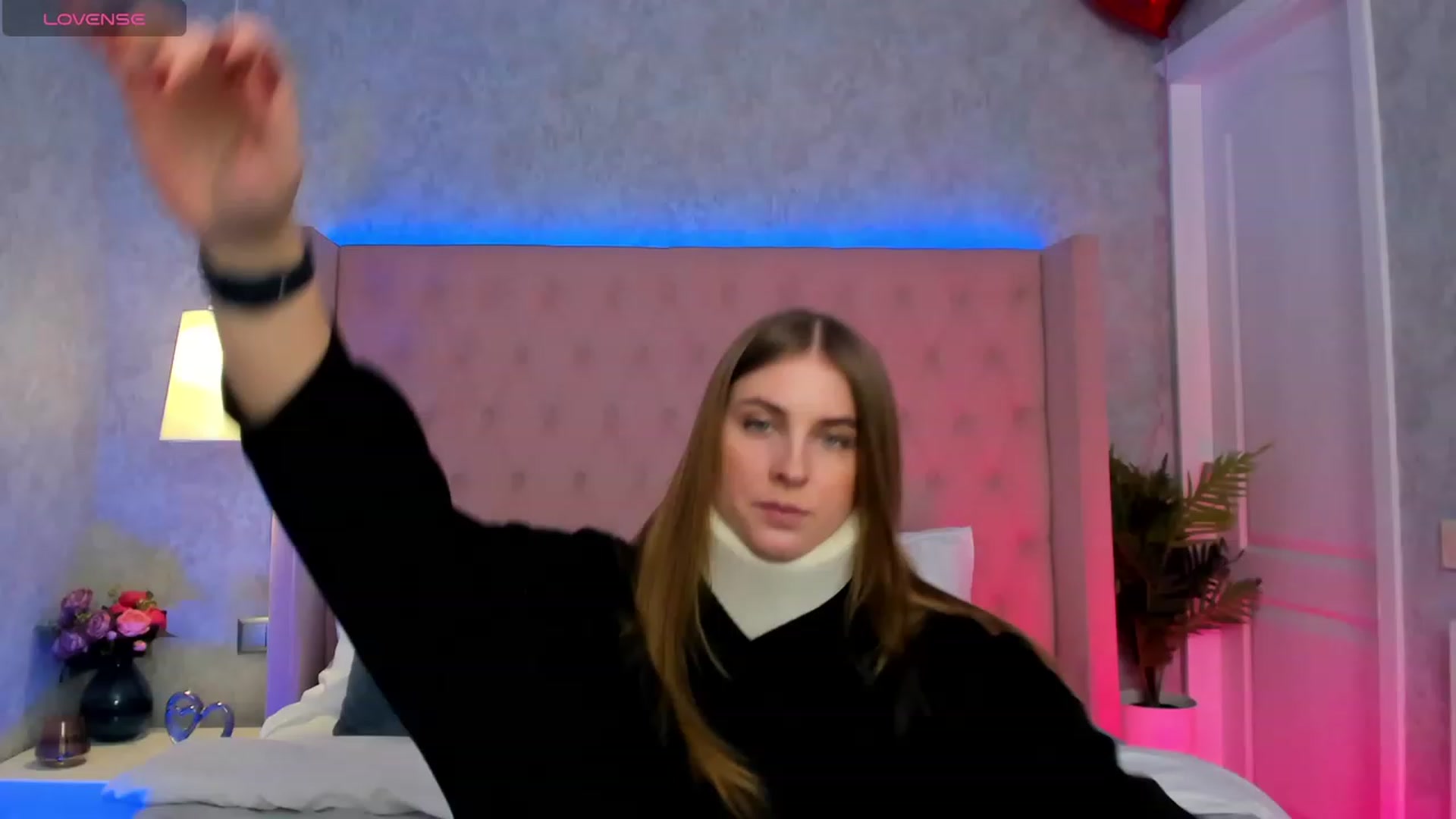 Gallery image thumbnail from StacyJey's myfreecams stream on, 02/17/2024, 13:00 image 17 of 20