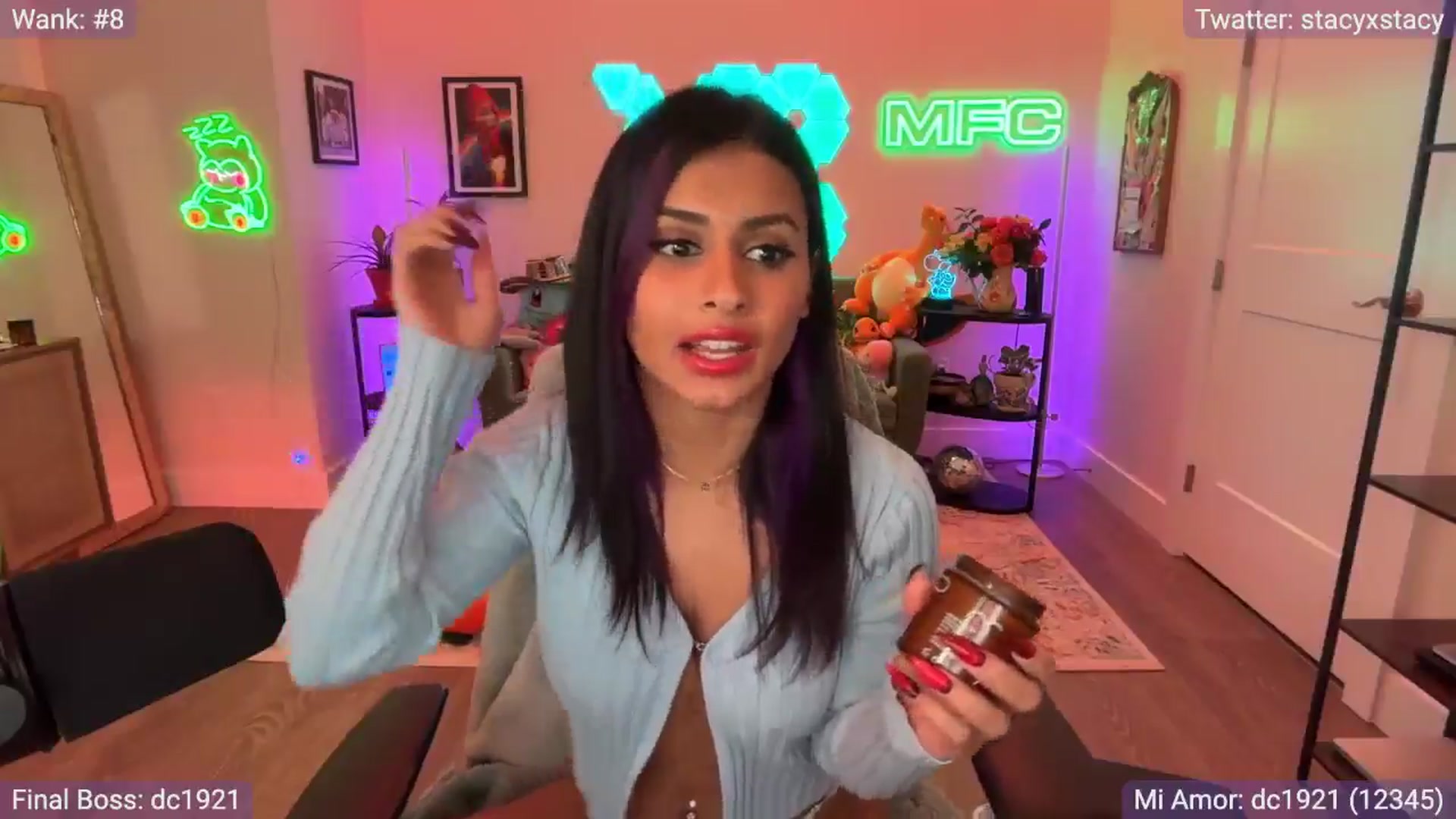 Gallery image thumbnail from StacyMayhem's myfreecams stream on, 02/02/2026, 10:40 image 17 of 20