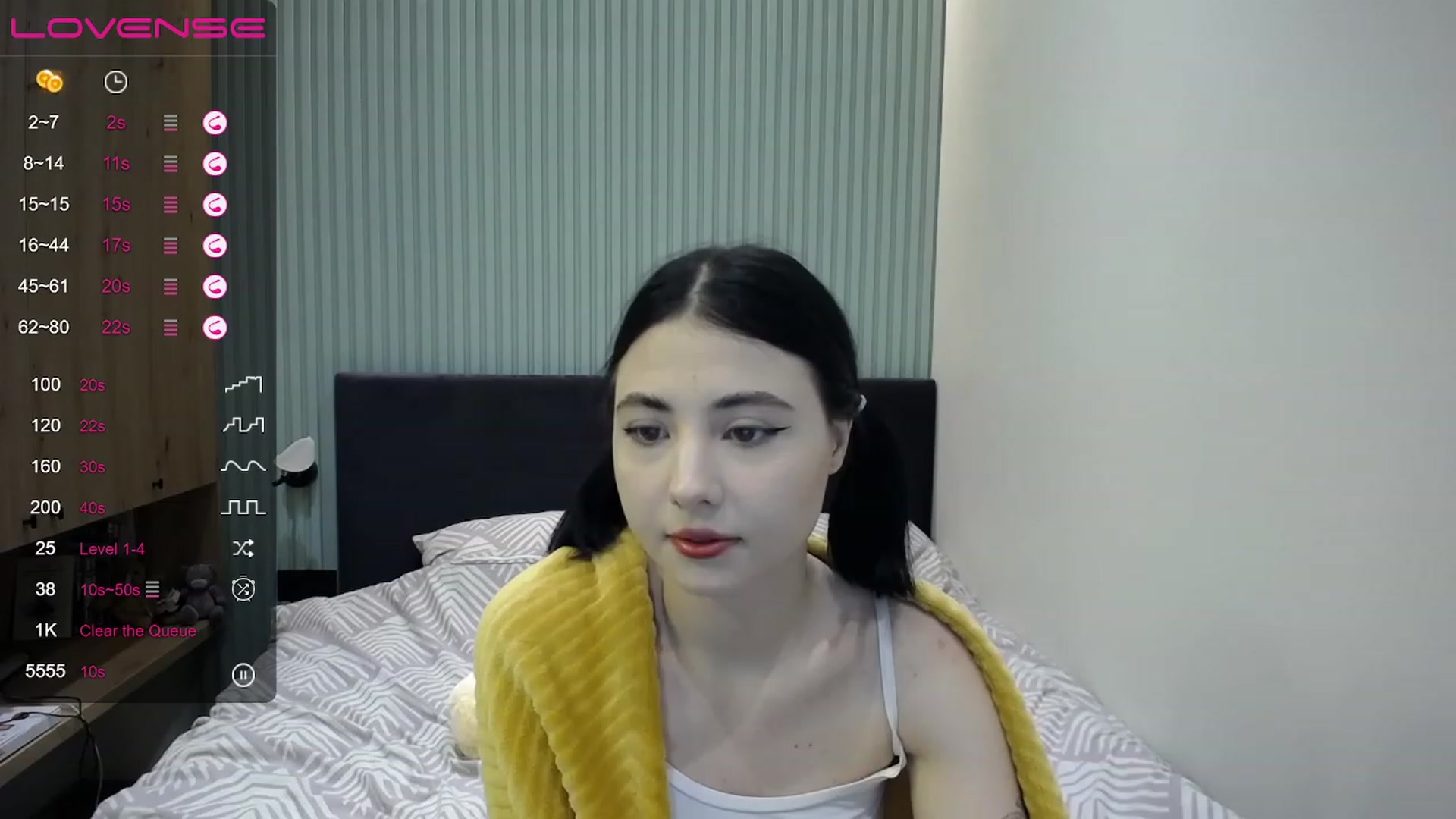 Gallery image thumbnail from StacySun's myfreecams stream on, 04/13/2023, 24:05 image 9 of 20