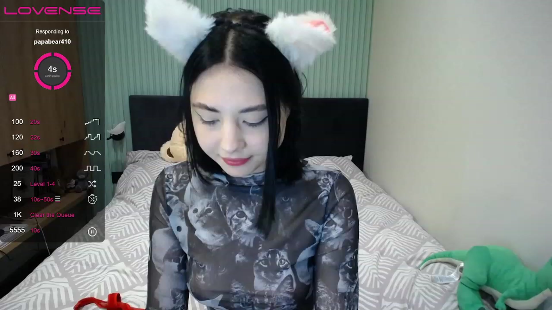 Gallery image thumbnail from StacySun's myfreecams stream on, 04/13/2023, 21:24 image 17 of 20