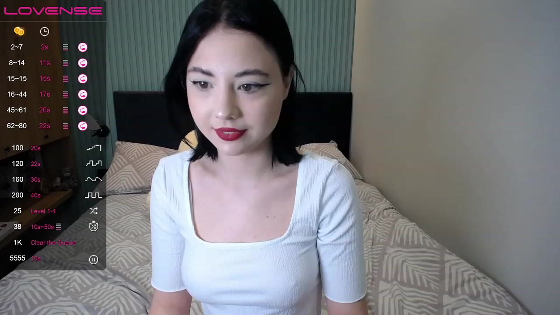 Gallery image thumbnail from StacySun's myfreecams stream on, 04/18/2023, 21:45 image 8 of 20