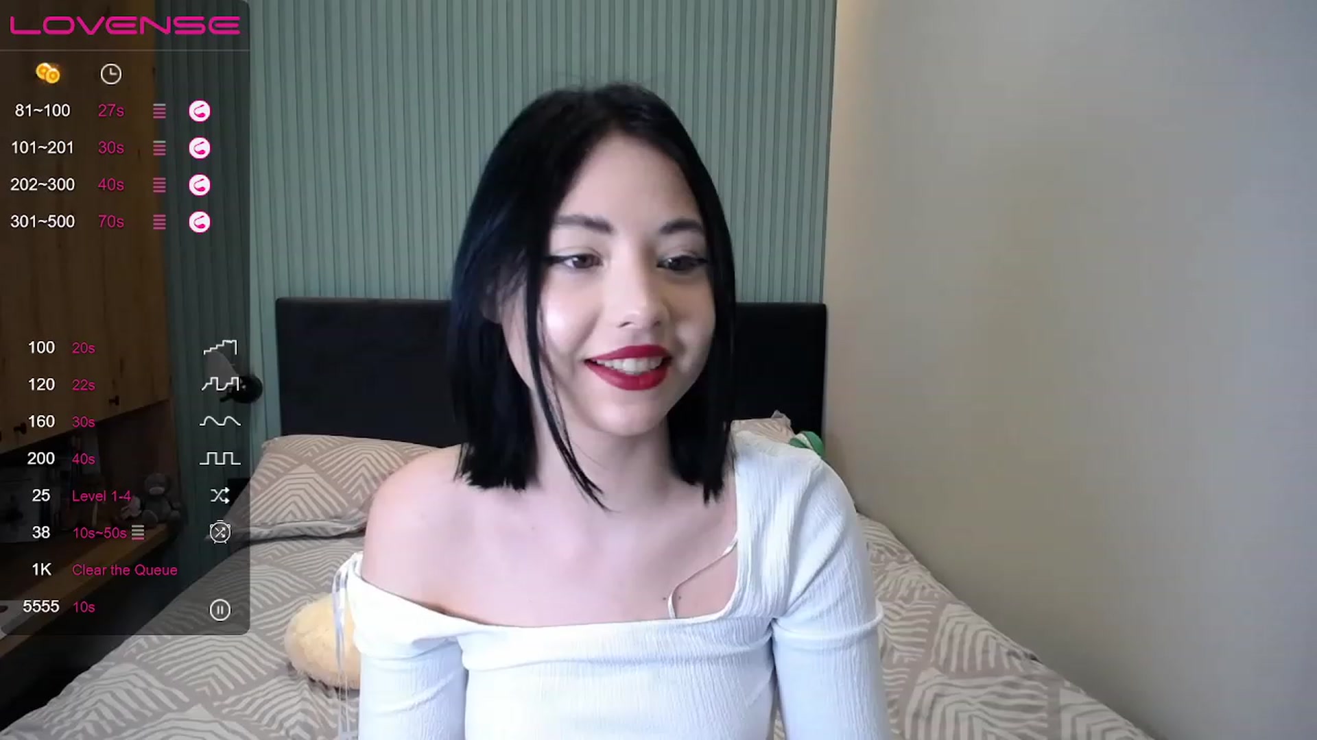 Gallery image thumbnail from StacySun's myfreecams stream on, 04/18/2023, 23:02 image 11 of 20