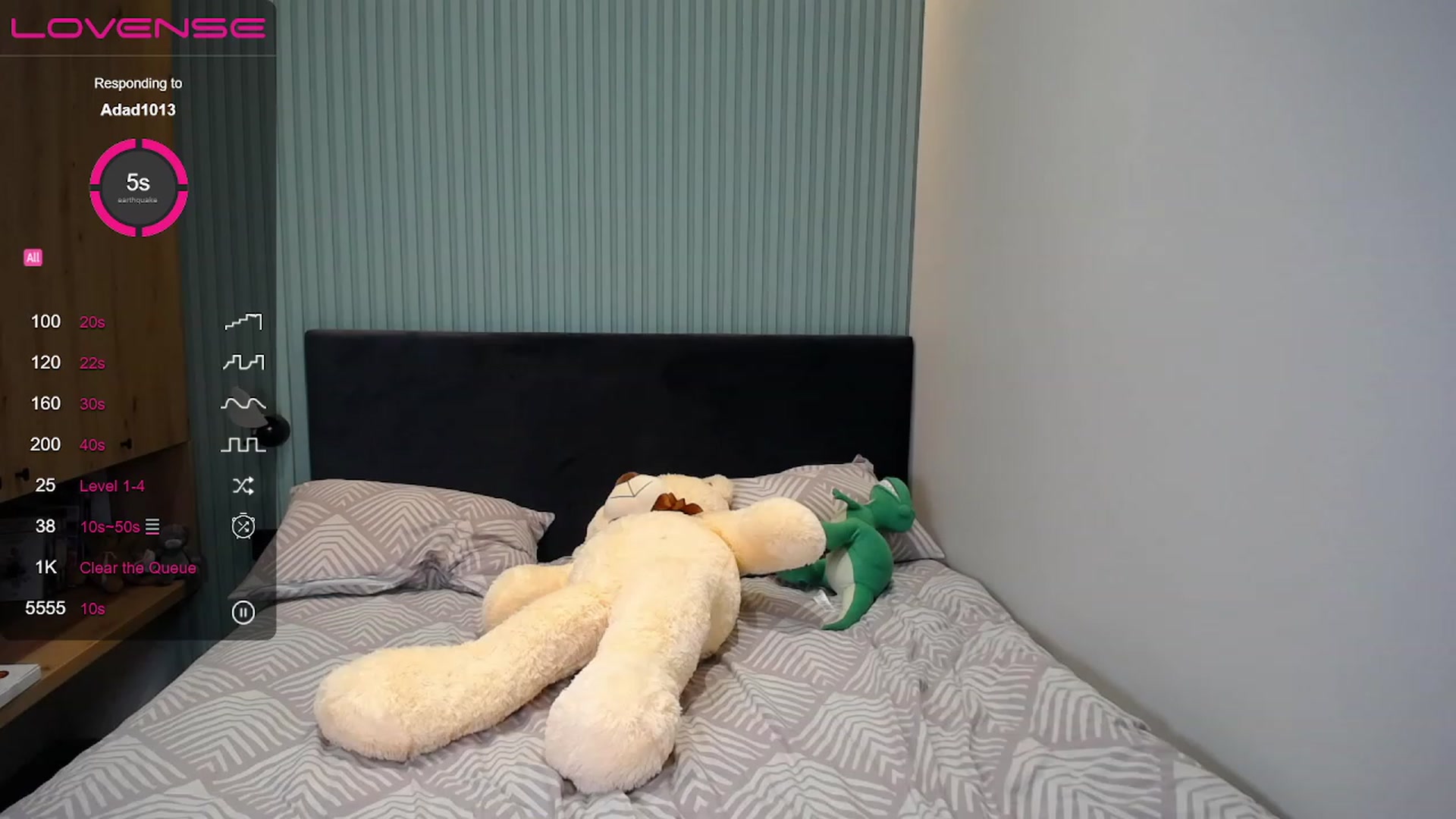 Gallery image thumbnail from StacySun's myfreecams stream on, 04/18/2023, 23:02 image 4 of 20