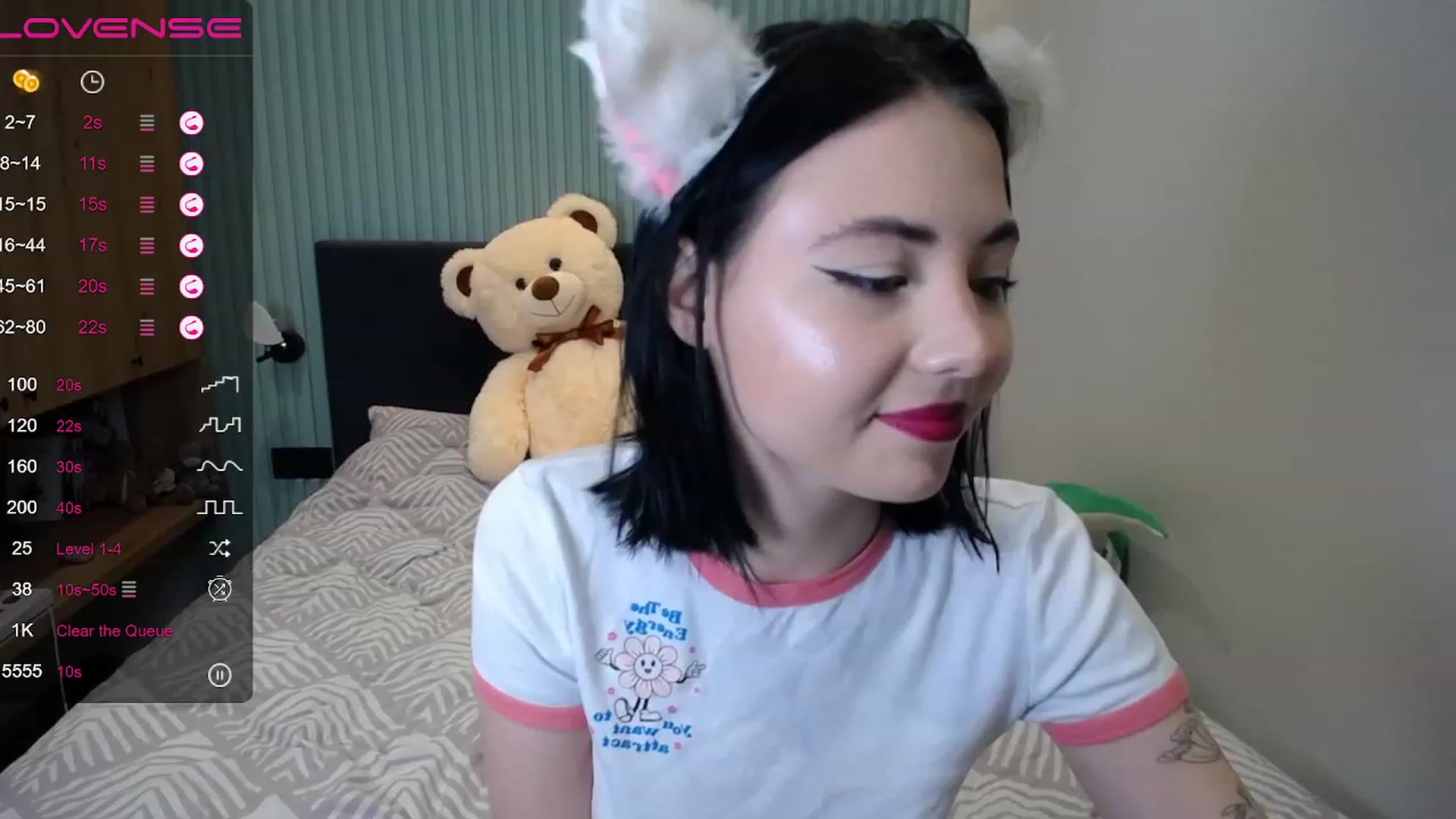 Gallery image thumbnail from StacySun's myfreecams stream on, 04/20/2023, 24:01 image 4 of 20