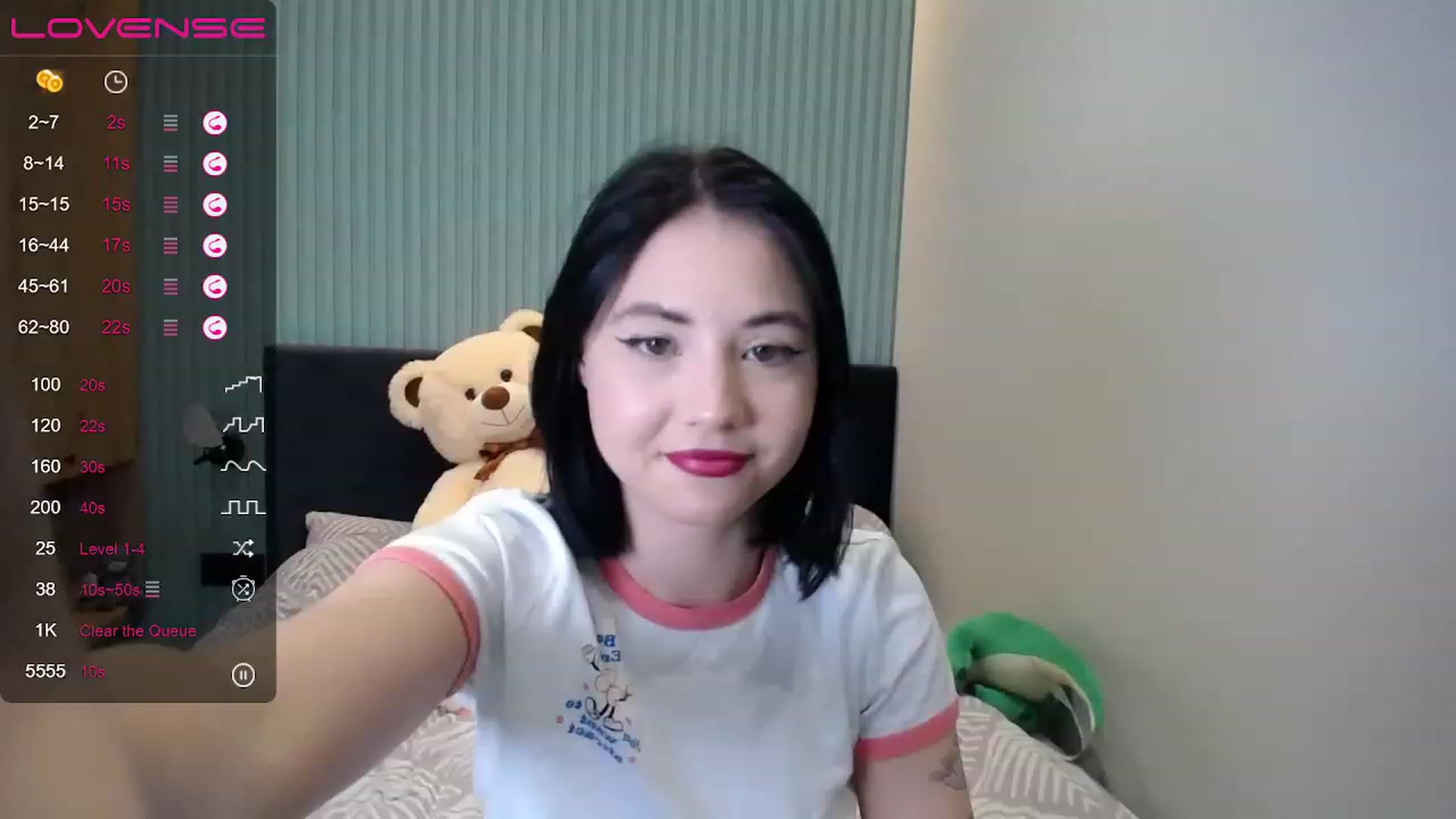 Gallery image thumbnail from StacySun's myfreecams stream on, 04/20/2023, 24:01 image 14 of 20