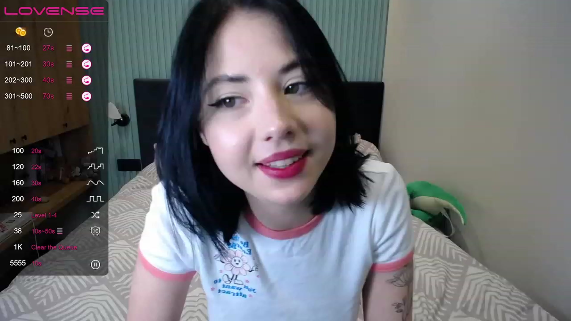 Gallery image thumbnail from StacySun's myfreecams stream on, 04/20/2023, 02:28 image 2 of 20