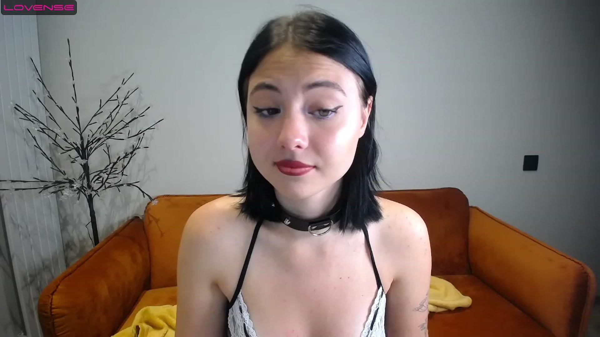 Gallery image thumbnail from StacySun's myfreecams stream on, 05/30/2023, 23:02 image 7 of 20