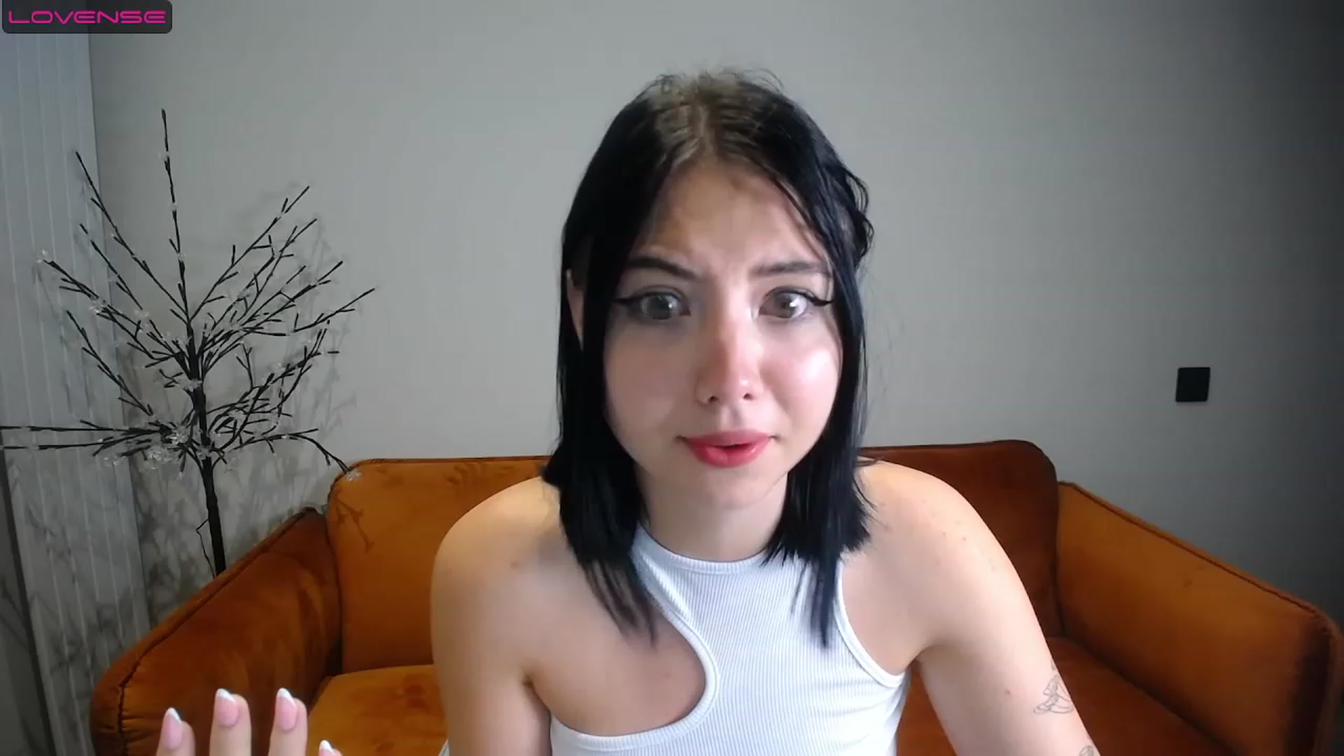 Gallery image thumbnail from StacySun's myfreecams stream on, 05/31/2023, 21:11 image 1 of 20