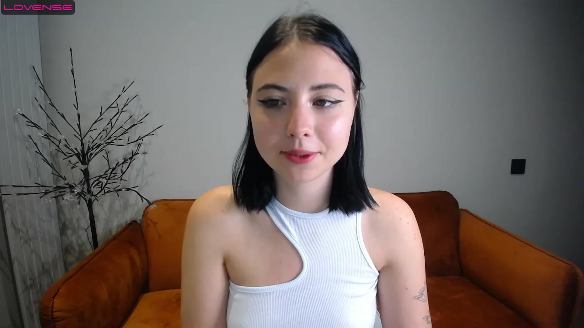 Gallery image thumbnail from StacySun's myfreecams stream on, 05/31/2023, 21:11 image 19 of 20