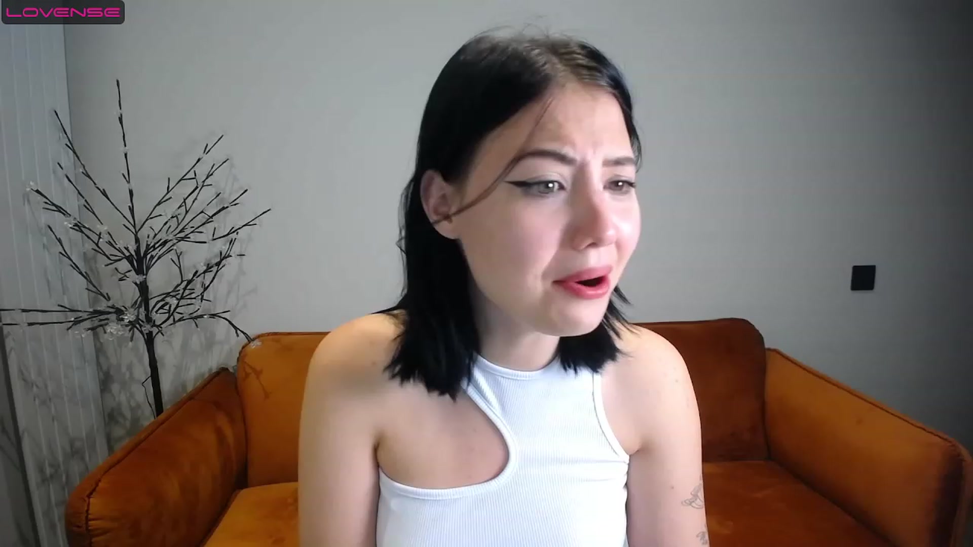 Gallery image thumbnail from StacySun's myfreecams stream on, 05/31/2023, 21:11 image 12 of 20