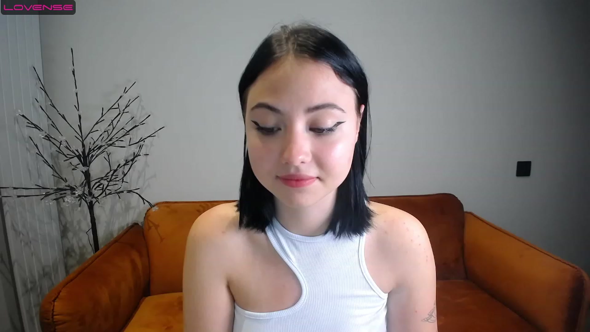 Gallery image thumbnail from StacySun's myfreecams stream on, 05/31/2023, 21:11 image 3 of 20