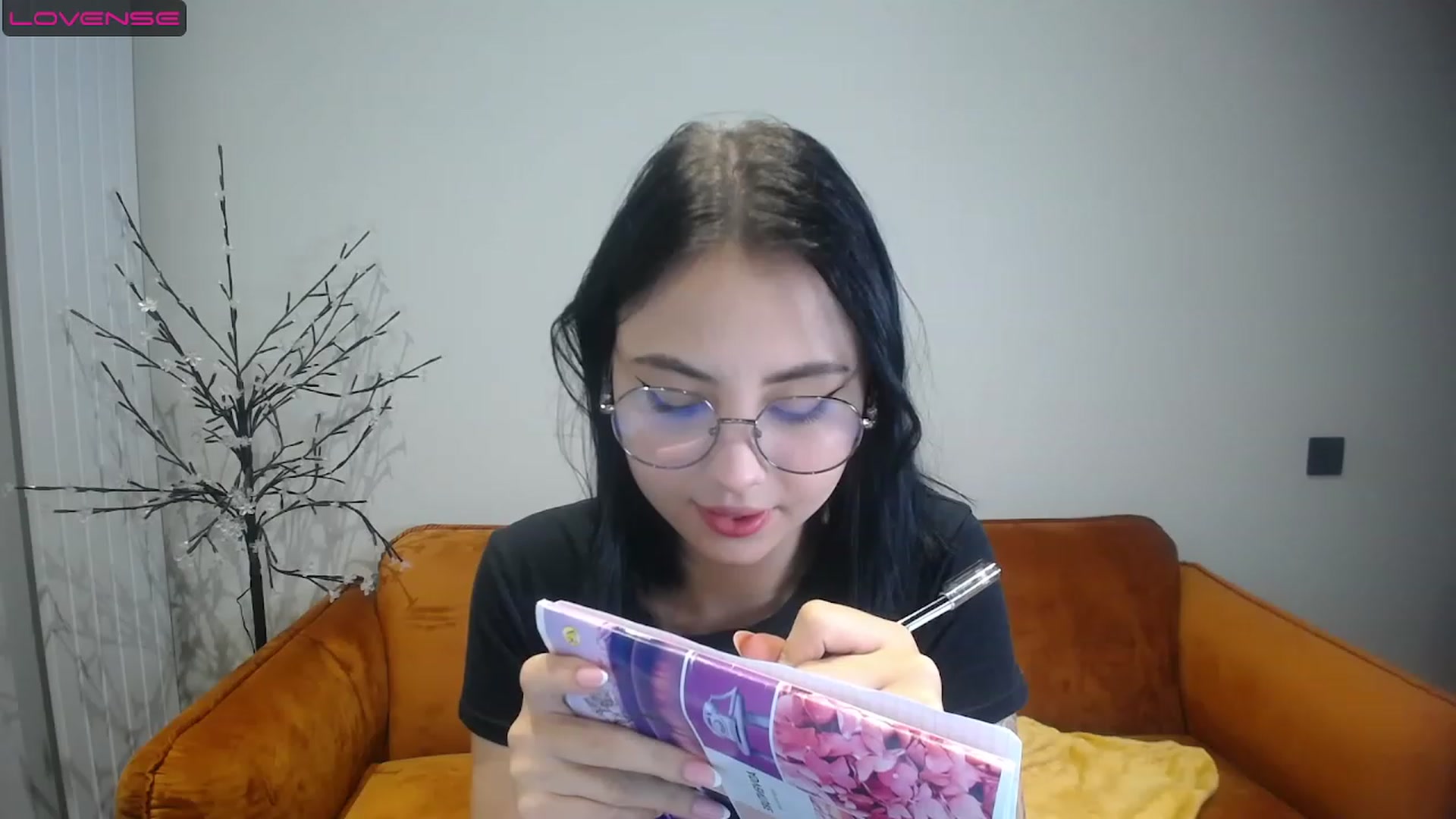Gallery image thumbnail from StacySun's myfreecams stream on, 06/07/2023, 23:02 image 11 of 20