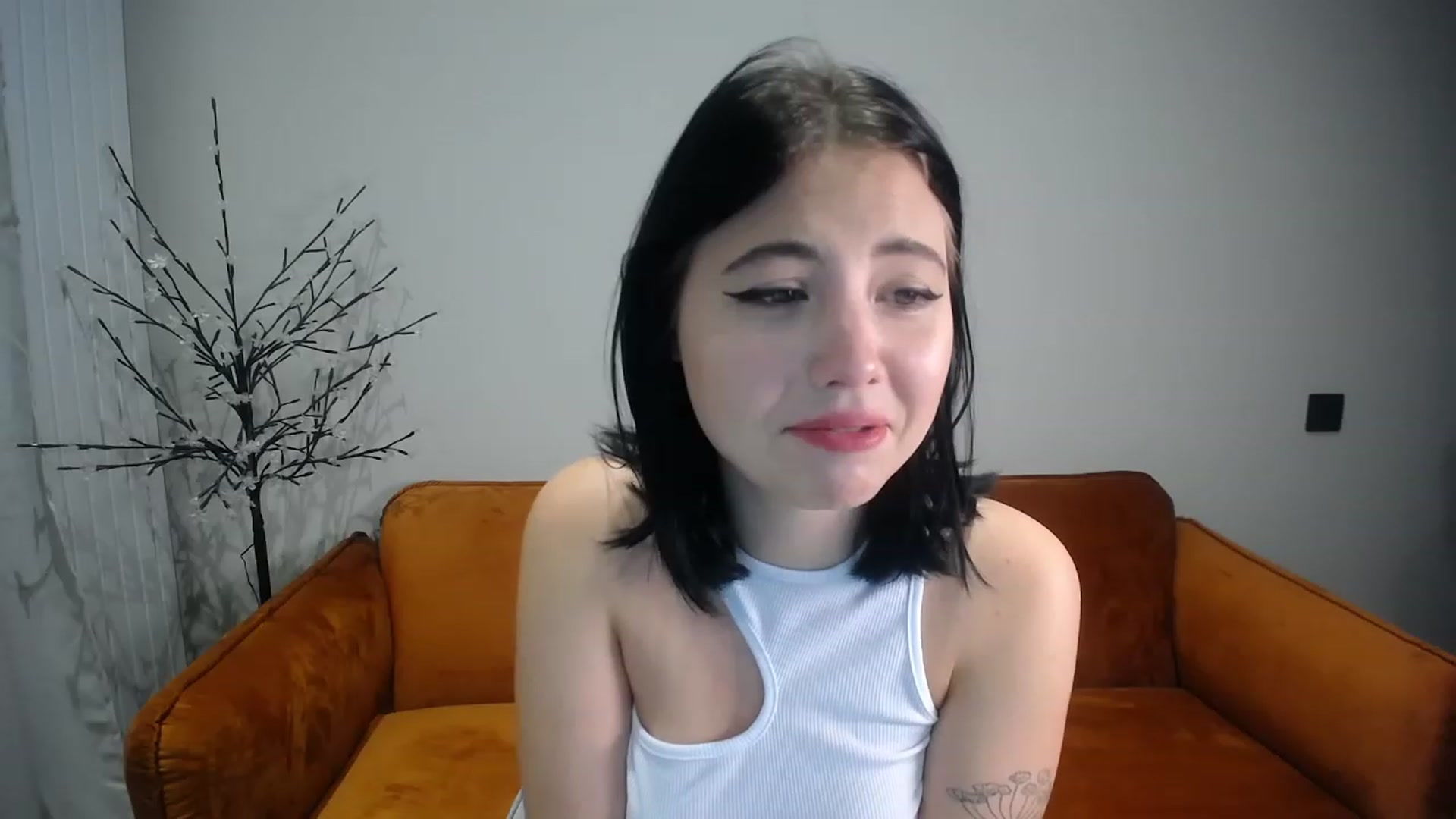Gallery image thumbnail from StacySun's myfreecams stream on, 06/13/2023, 22:56 image 19 of 20