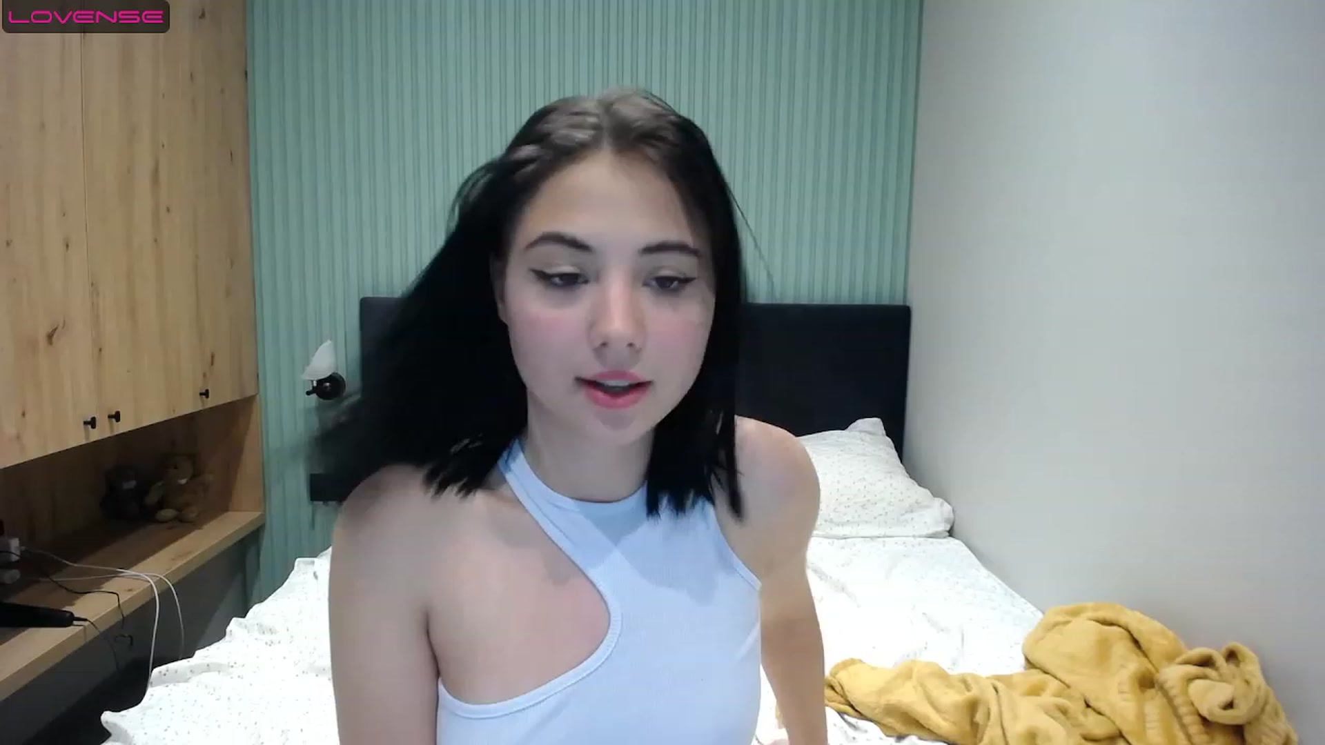 Gallery image thumbnail from StacySun's myfreecams stream on, 06/30/2023, 23:07 image 15 of 20