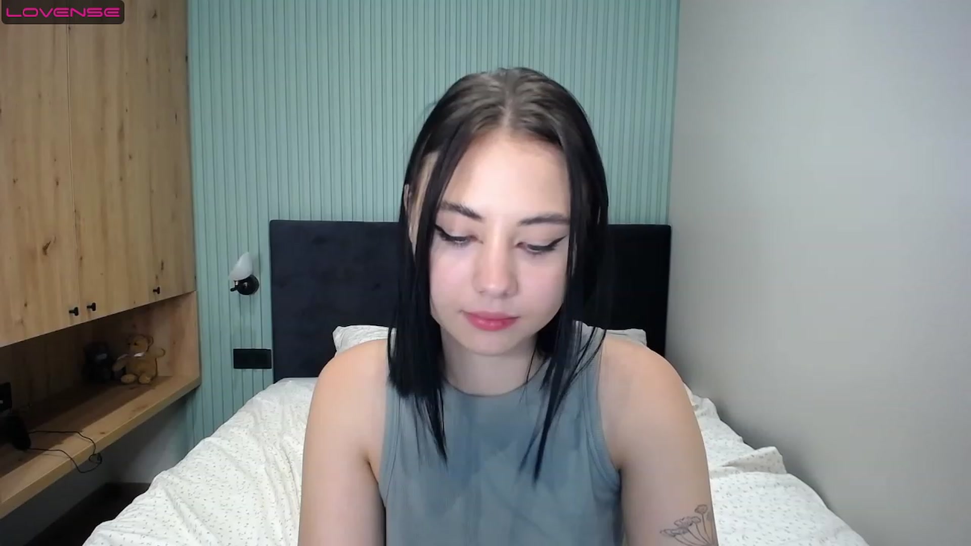 Gallery image thumbnail from StacySun's myfreecams stream on, 07/03/2023, 23:36 image 17 of 20