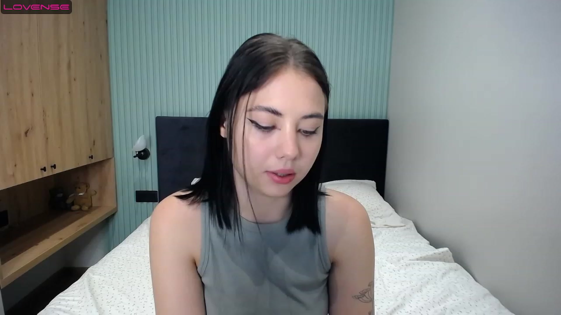 Gallery image thumbnail from StacySun's myfreecams stream on, 07/03/2023, 23:36 image 6 of 20