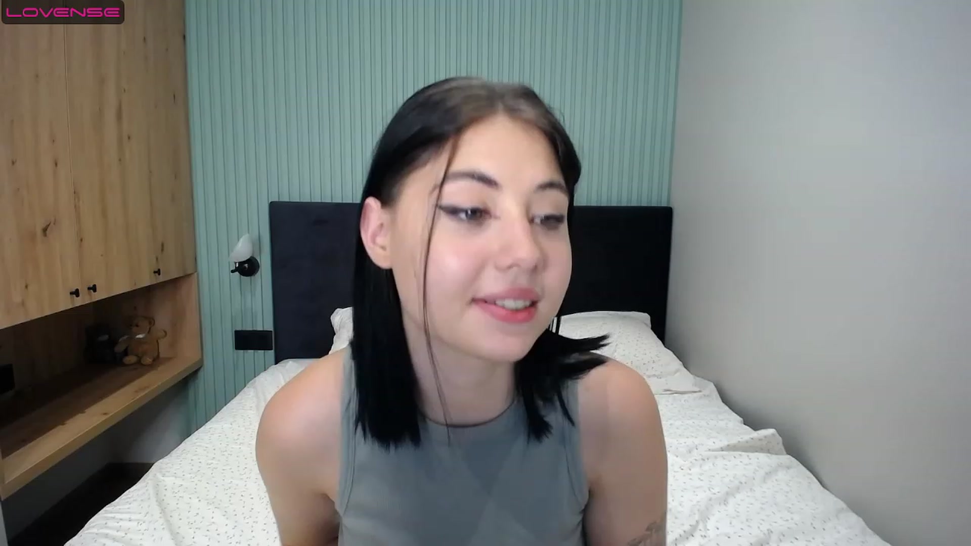 Gallery image thumbnail from StacySun's myfreecams stream on, 07/03/2023, 23:36 image 11 of 20
