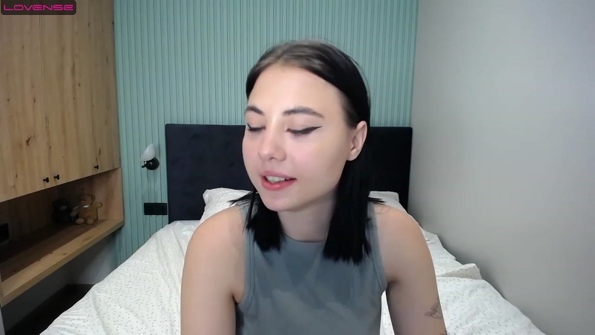 Gallery image thumbnail from StacySun's myfreecams stream on, 07/03/2023, 23:36 image 4 of 20