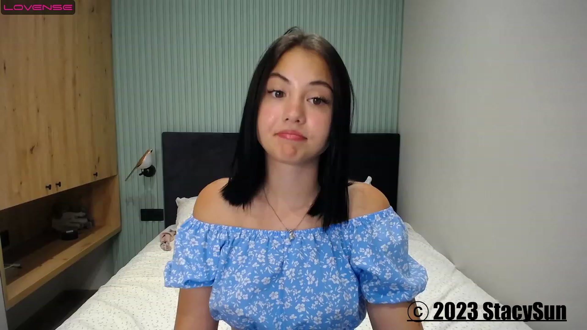 Gallery image thumbnail from StacySun's myfreecams stream on, 08/07/2023, 21:38 image 14 of 20