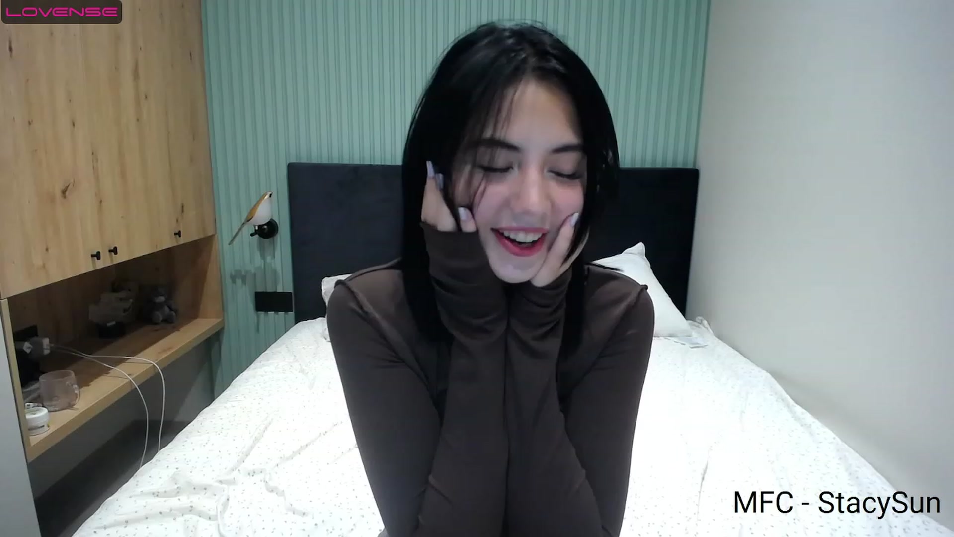 Gallery image thumbnail from StacySun's myfreecams stream on, 08/11/2023, 20:07 image 19 of 20