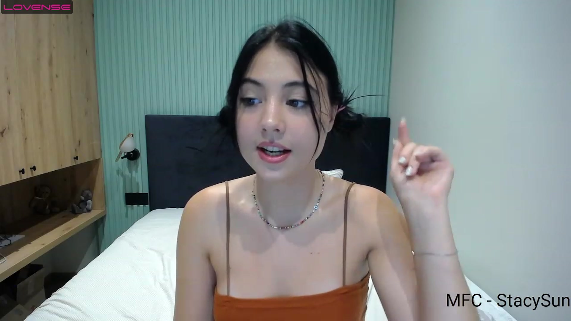 Gallery image thumbnail from StacySun's myfreecams stream on, 08/29/2023, 23:25 image 18 of 20