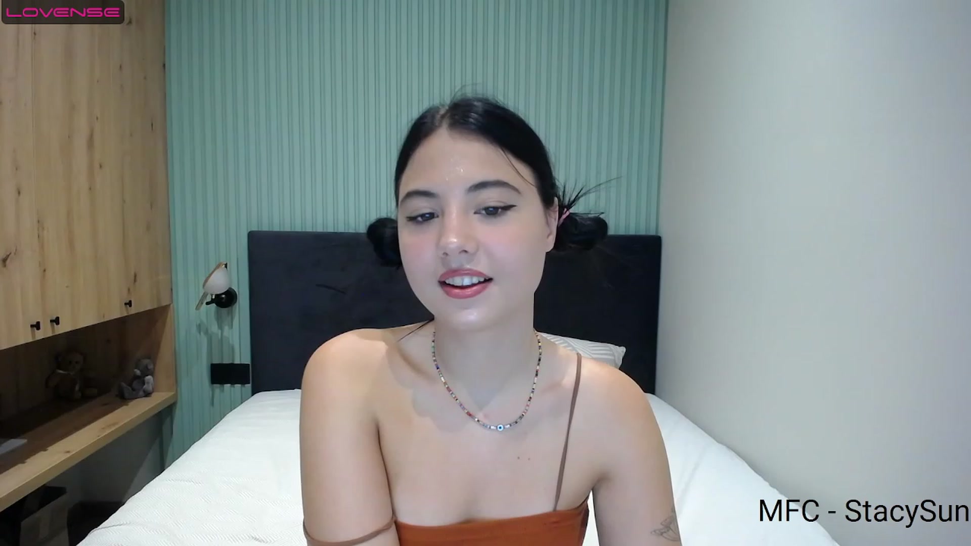 Gallery image thumbnail from StacySun's myfreecams stream on, 08/29/2023, 23:25 image 8 of 20