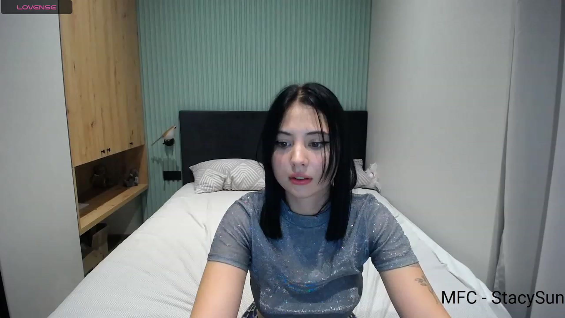 Gallery image thumbnail from StacySun's myfreecams stream on, 09/01/2023, 01:06 image 16 of 20