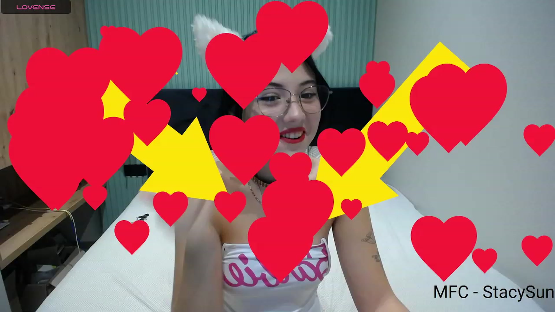 Gallery image thumbnail from StacySun's myfreecams stream on, 09/14/2023, 22:35 image 6 of 20