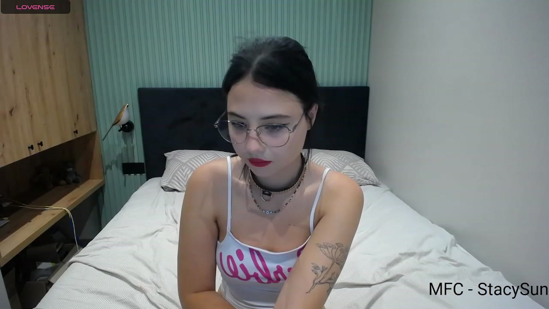Gallery image thumbnail from StacySun's myfreecams stream on, 09/14/2023, 23:23 image 12 of 20