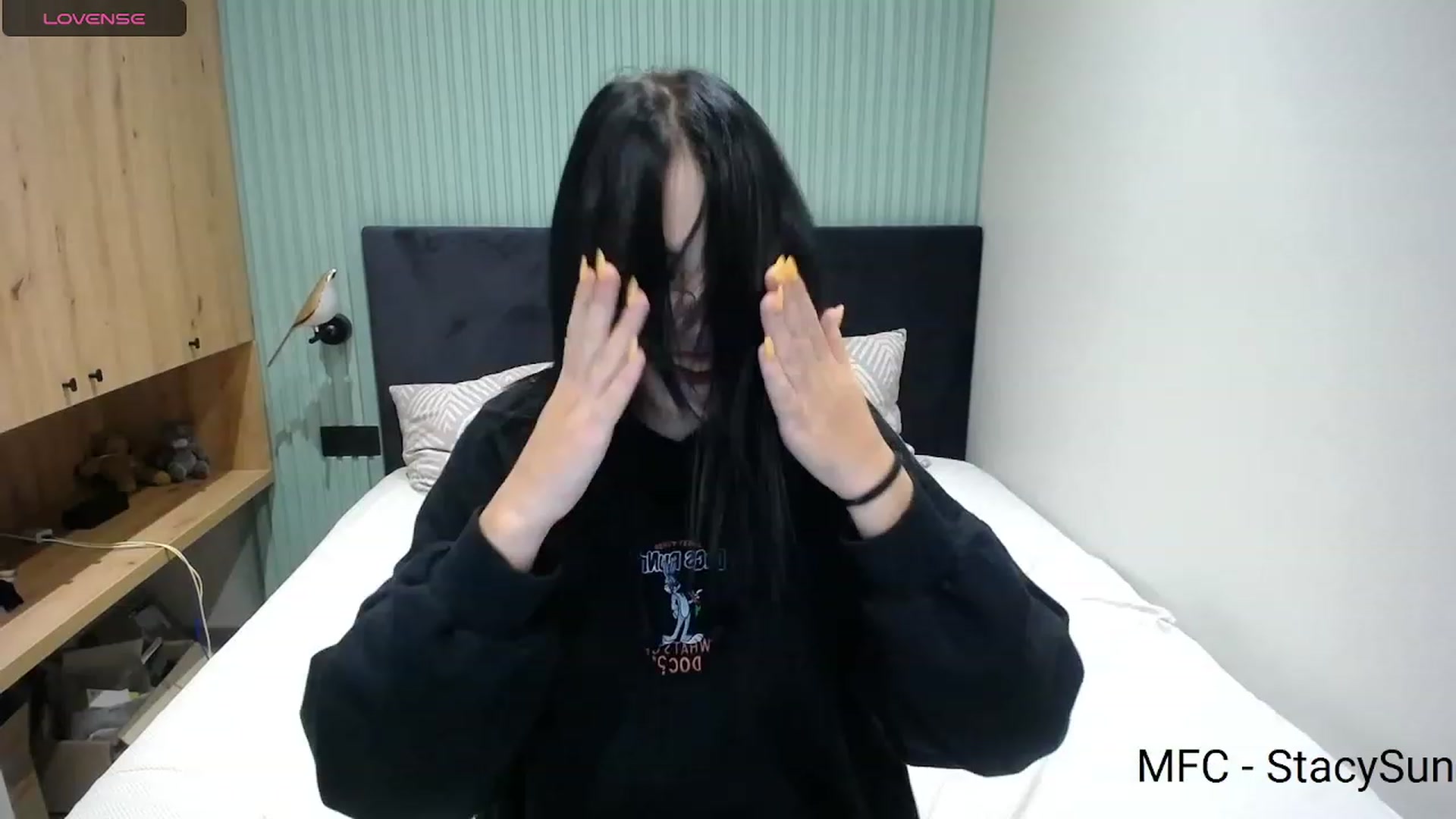 Gallery image thumbnail from StacySun's myfreecams stream on, 09/15/2023, 22:25 image 8 of 20