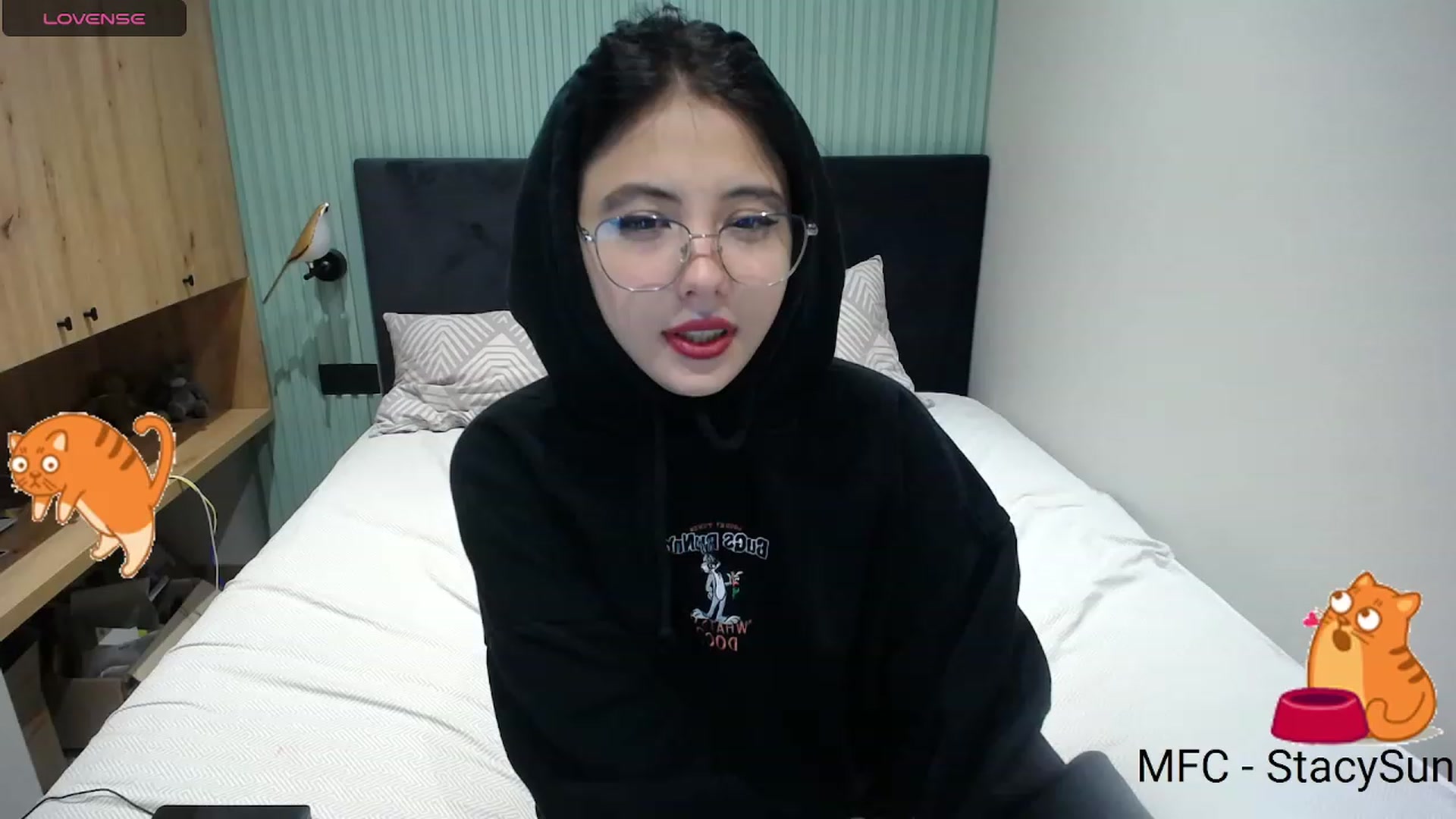 Gallery image thumbnail from StacySun's myfreecams stream on, 09/15/2023, 22:25 image 13 of 20