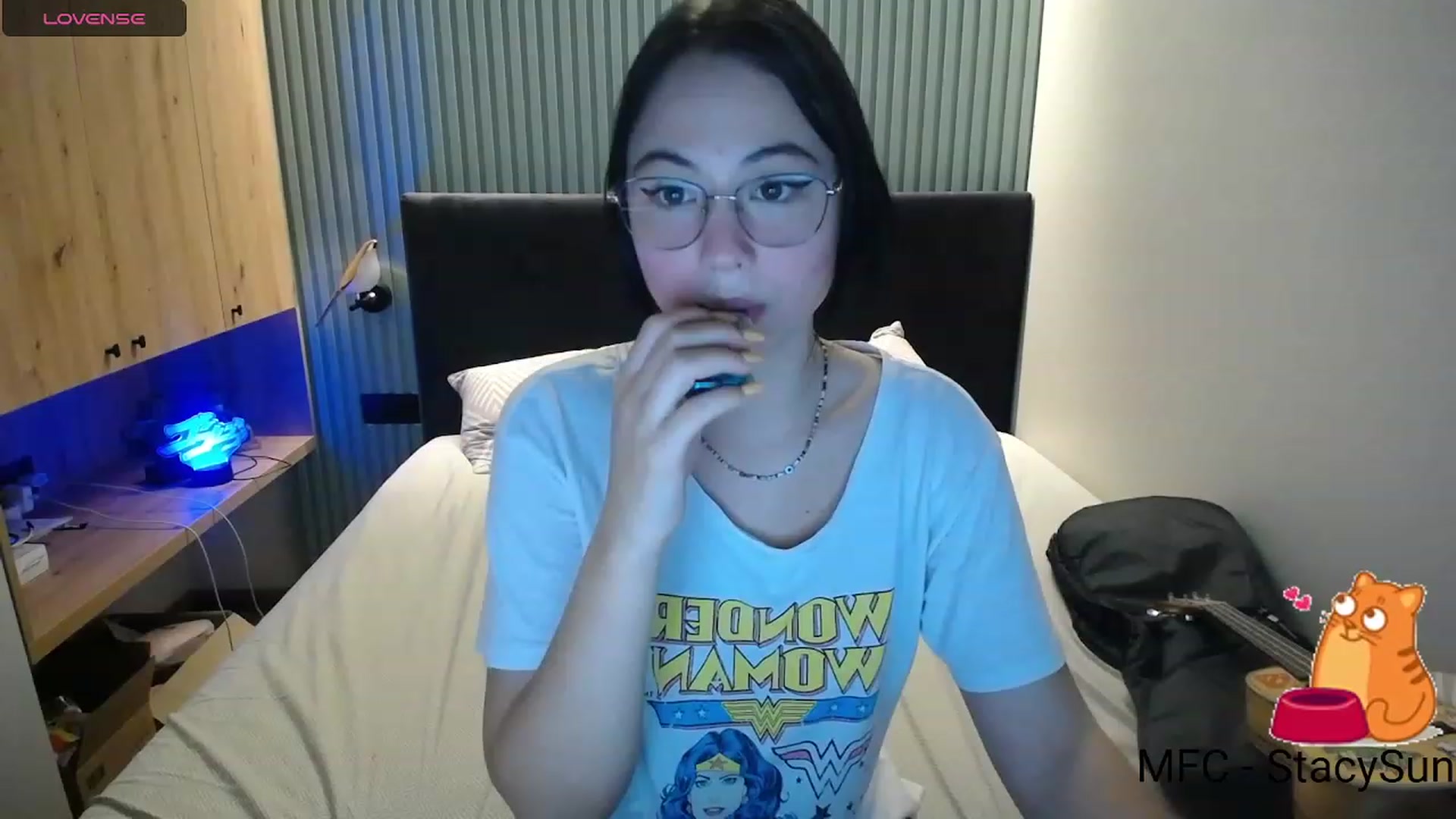 Gallery image thumbnail from StacySun's myfreecams stream on, 09/18/2023, 21:20 image 15 of 20