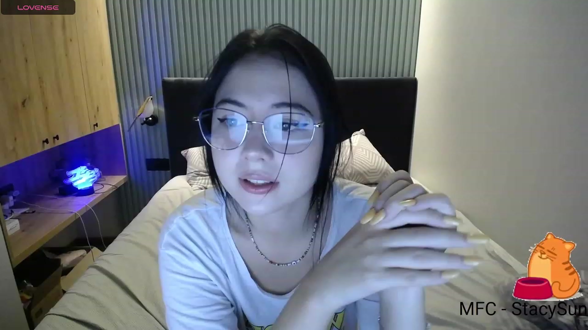 Gallery image thumbnail from StacySun's myfreecams stream on, 09/18/2023, 21:20 image 5 of 20