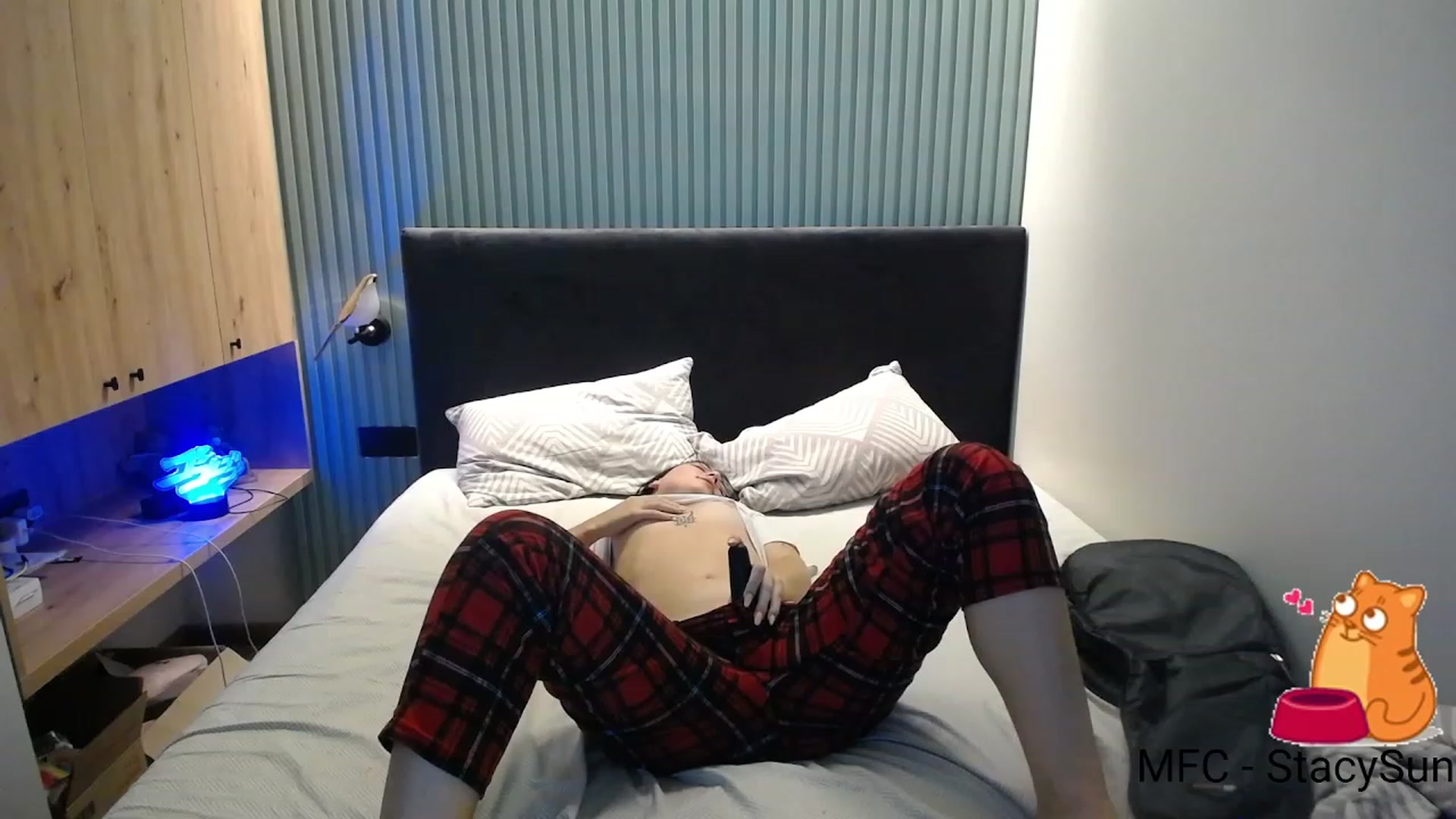 Gallery image thumbnail from StacySun's myfreecams stream on, 09/18/2023, 22:49 image 14 of 20