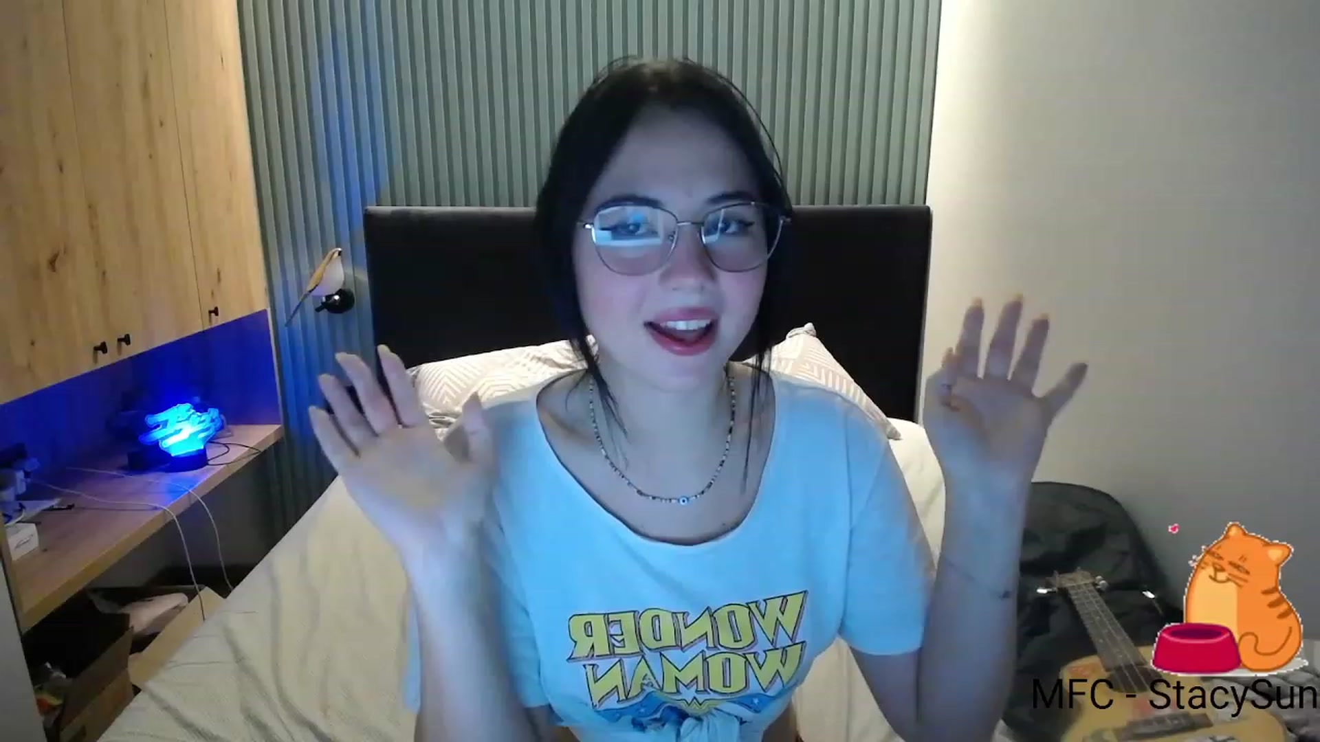 Gallery image thumbnail from StacySun's myfreecams stream on, 09/18/2023, 22:49 image 7 of 20