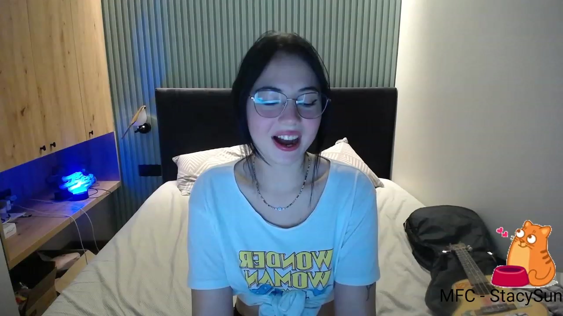 Gallery image thumbnail from StacySun's myfreecams stream on, 09/18/2023, 22:49 image 8 of 20