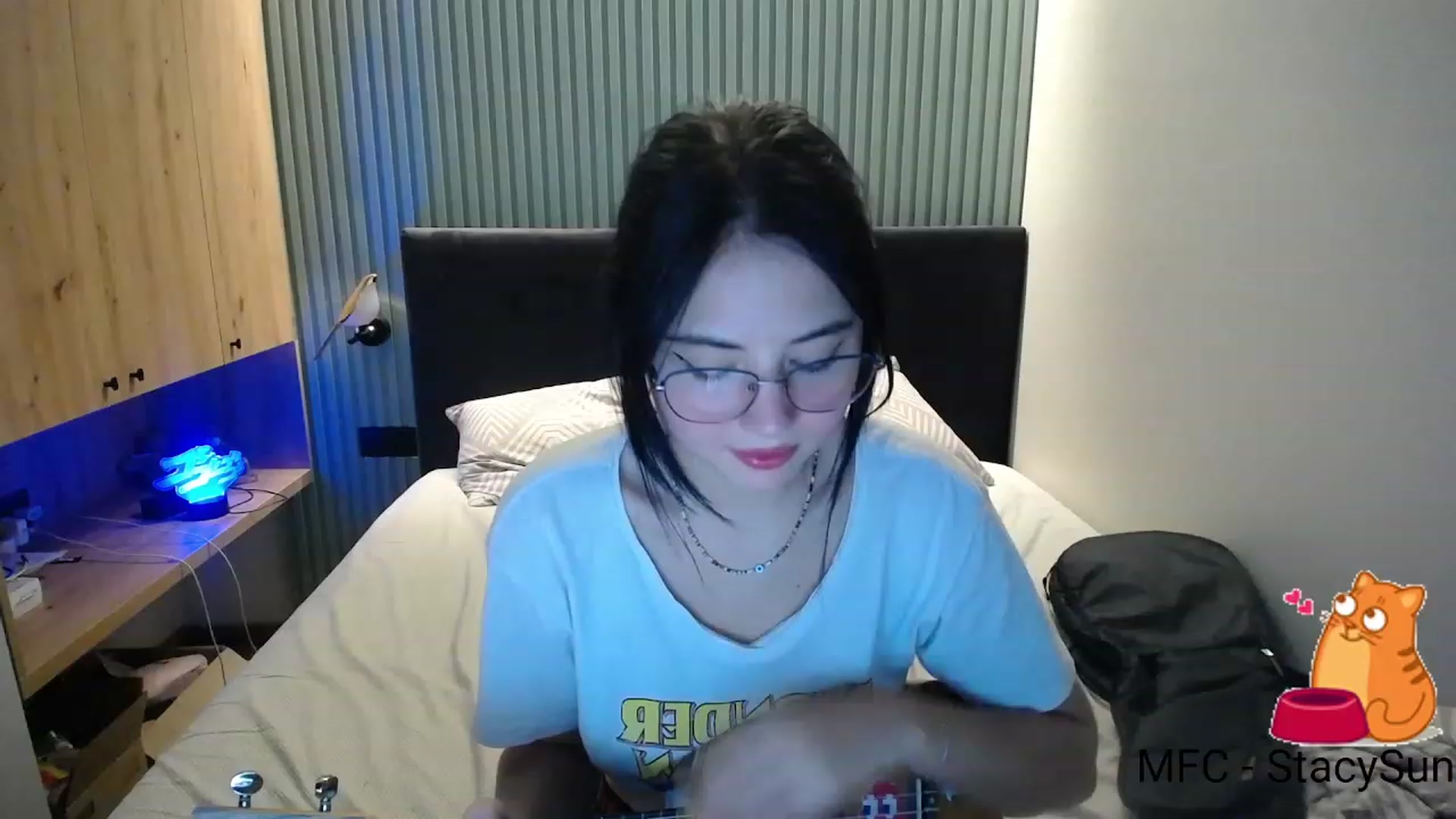 Gallery image thumbnail from StacySun's myfreecams stream on, 09/18/2023, 22:49 image 11 of 20
