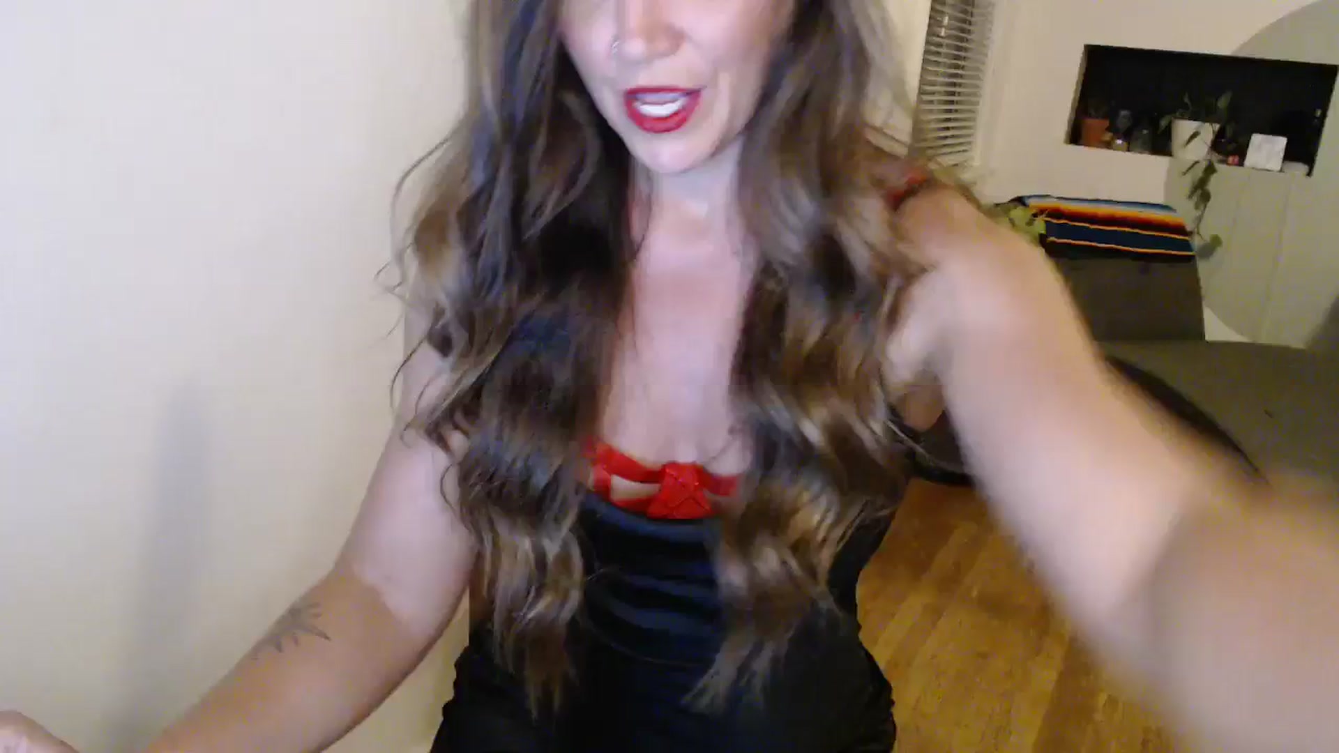 Gallery image thumbnail from StacySunshine's myfreecams stream on, 06/09/2024, 06:52 image 1 of 20